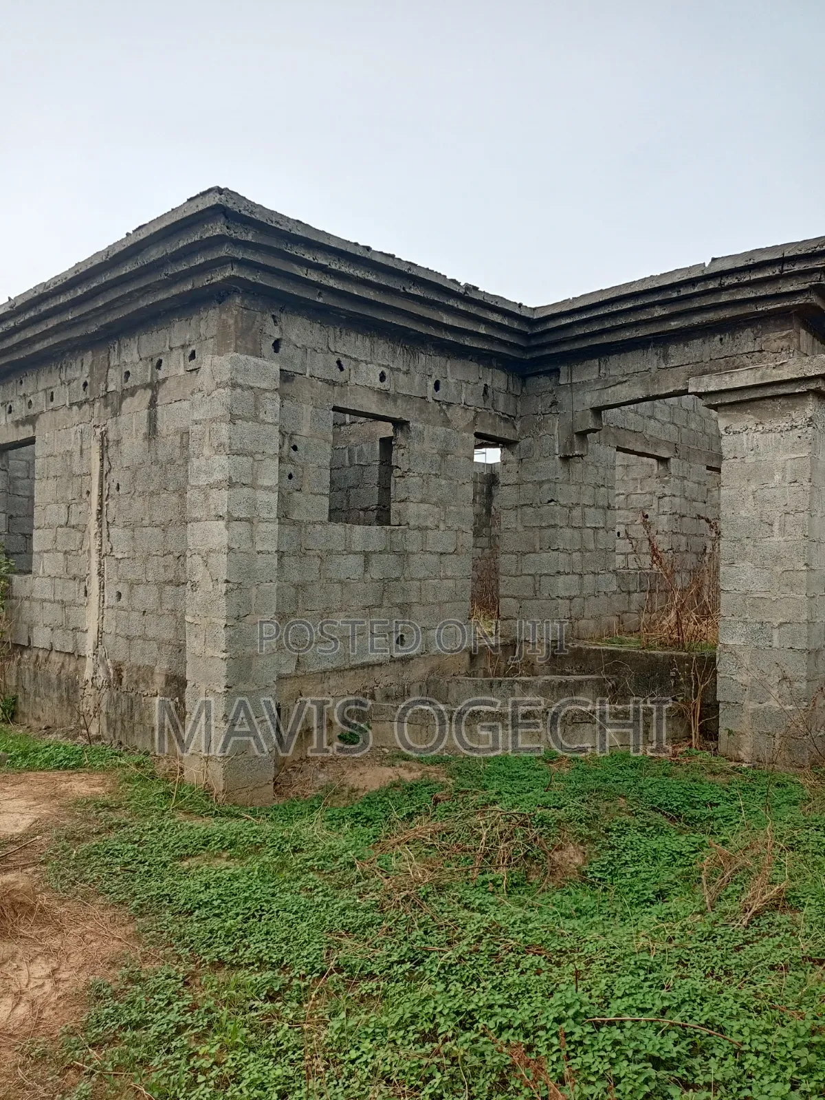 3bdrm Bungalow in Lape Estate Road for sale in Karu