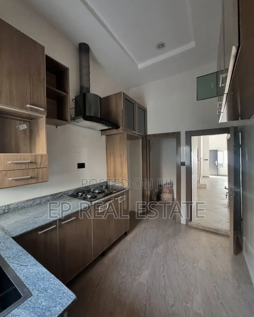 4bdrm Duplex in Gaduwa for sale in Gaduwa