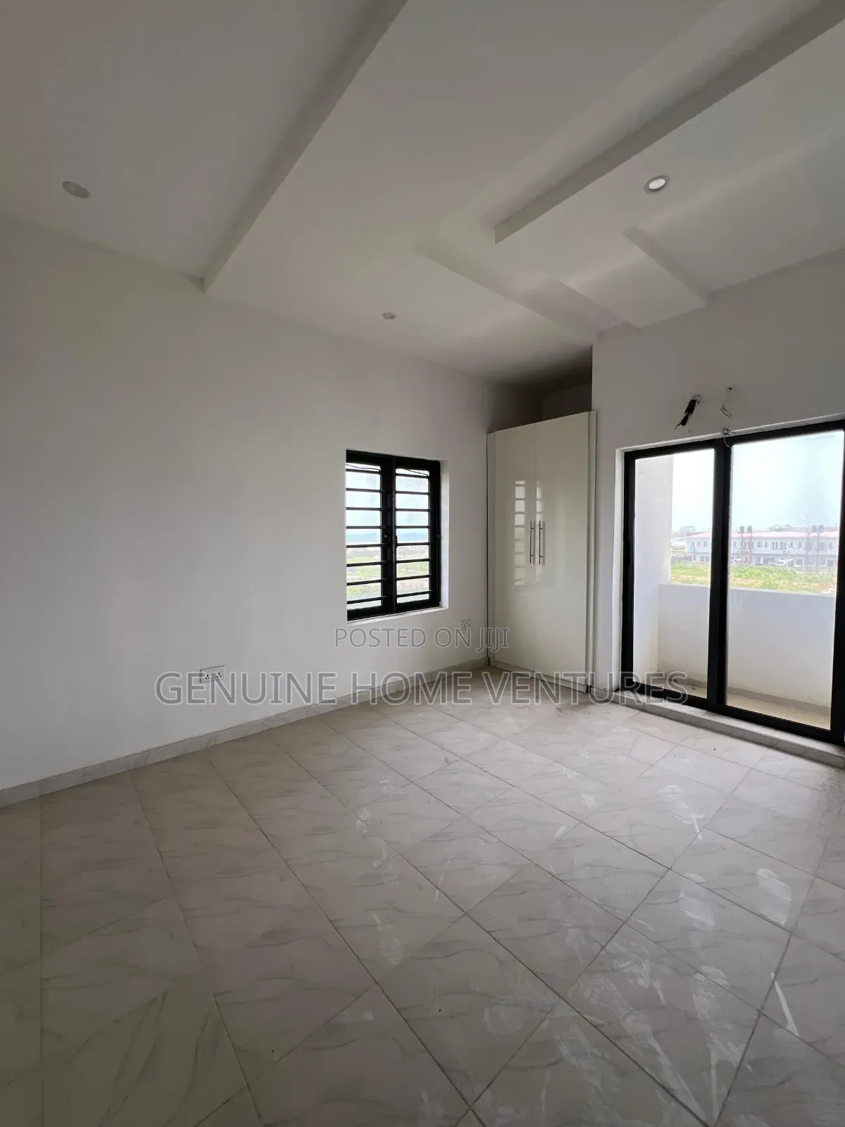 4bdrm Penthouse in Orchid Road Lekki, Chevron for sale in Chevron