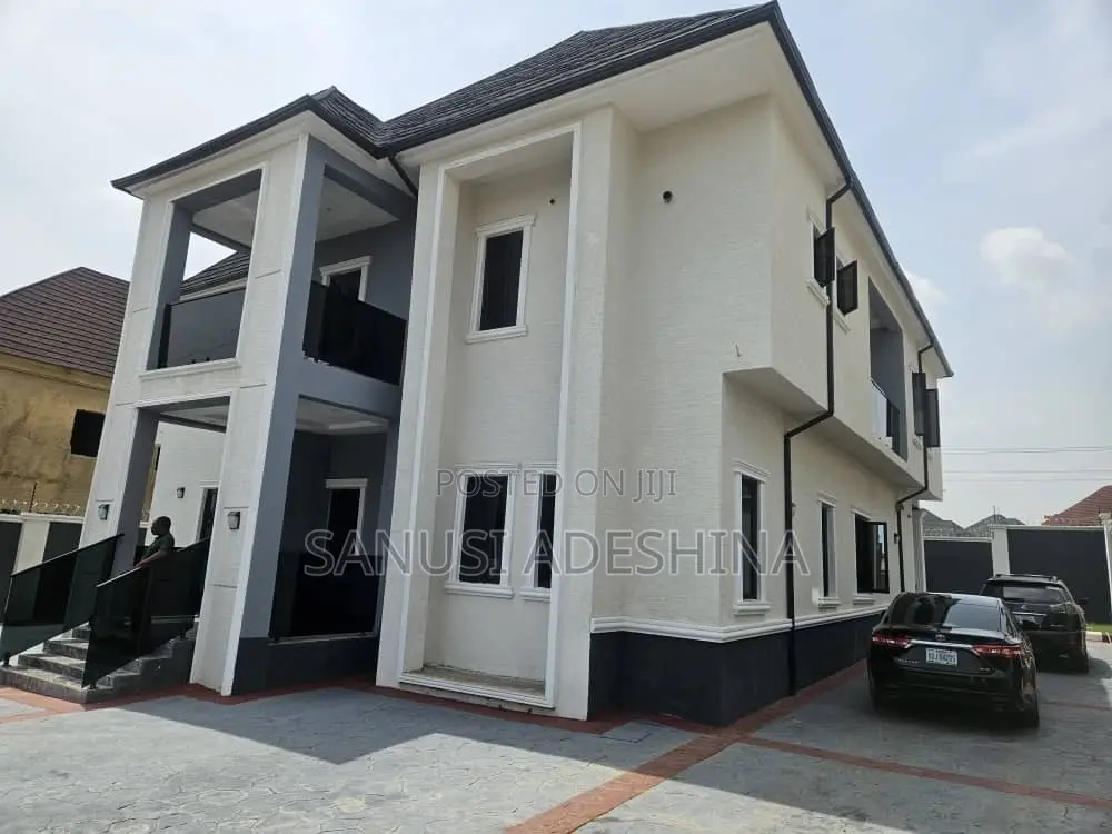 5bdrm Duplex in Gwarimpa Estate,Fct, Gwarinpa for sale in Gwarinpa