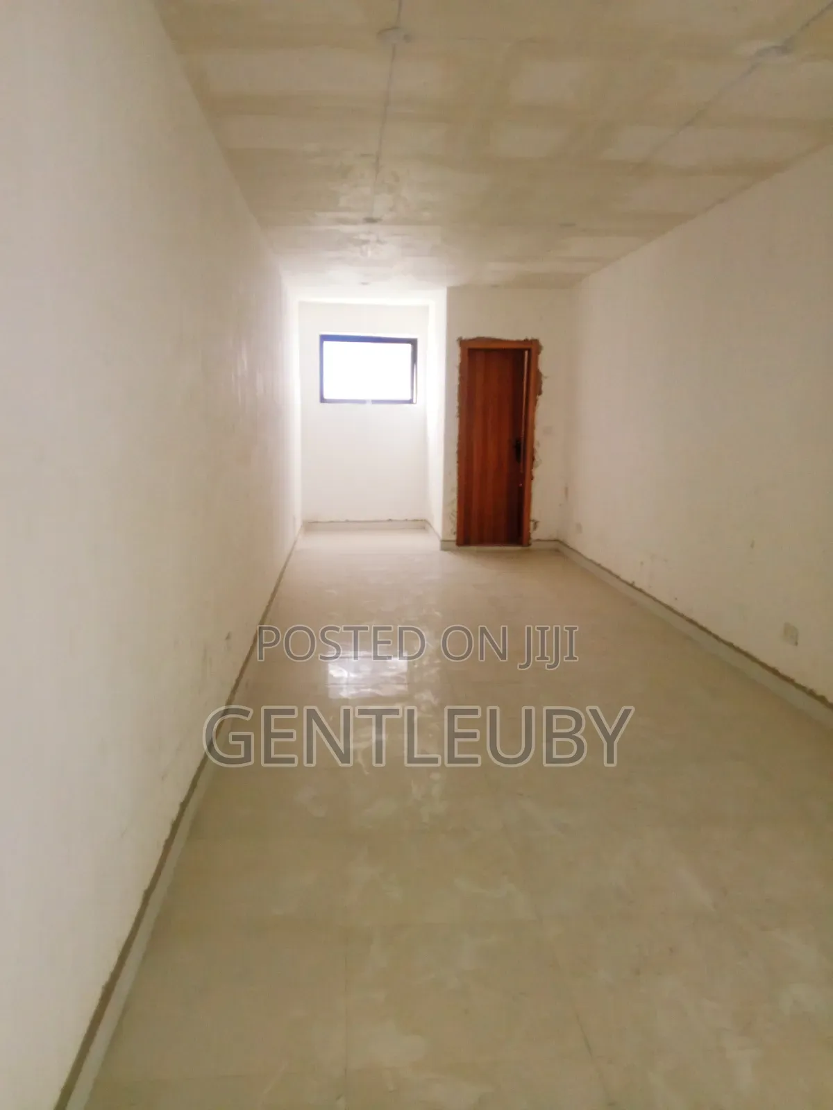 Newly Built Shop Space for Rent, Lekki Phase.2 in Lekki Phase 1