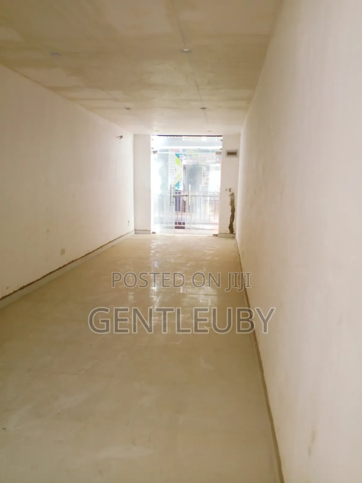 Newly Built Shop Space for Rent, Lekki Phase.2 in Lekki Phase 1