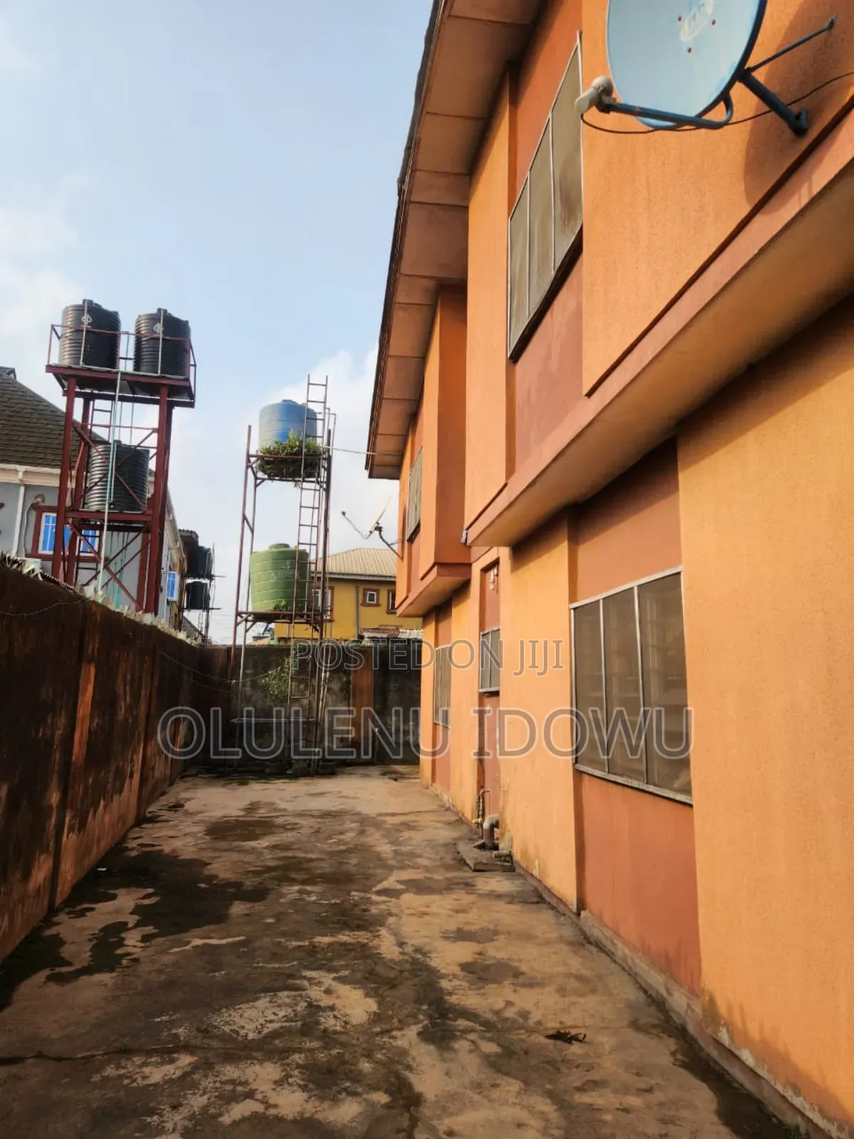 Furnished 3bdrm Block of Flats in Ipaja / Ipaja for sale in Ipaja / Ipaja