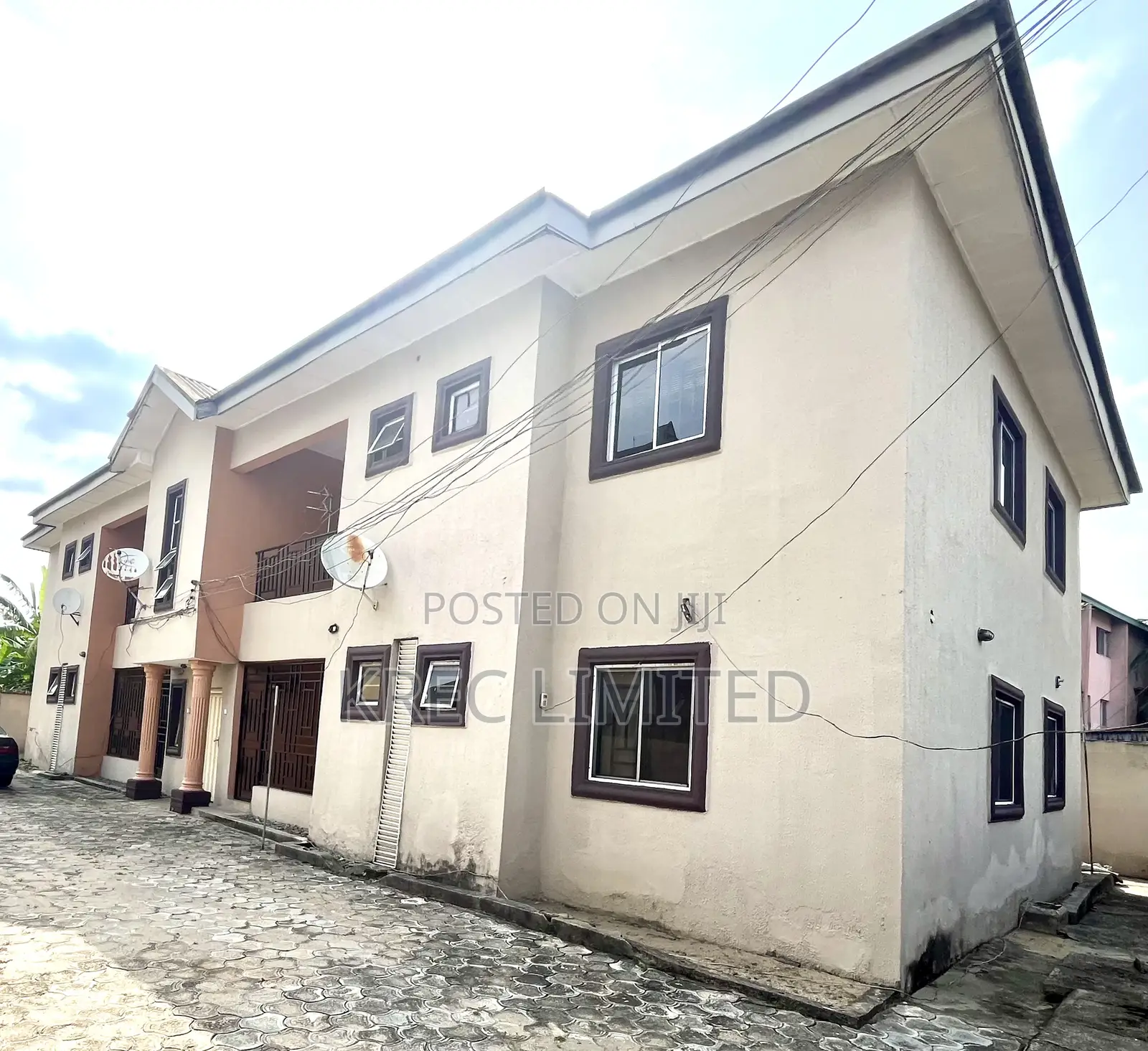 2bdrm Block of Flats in Otunda Estate, Obio-Akpor for sale in Obio-Akpor