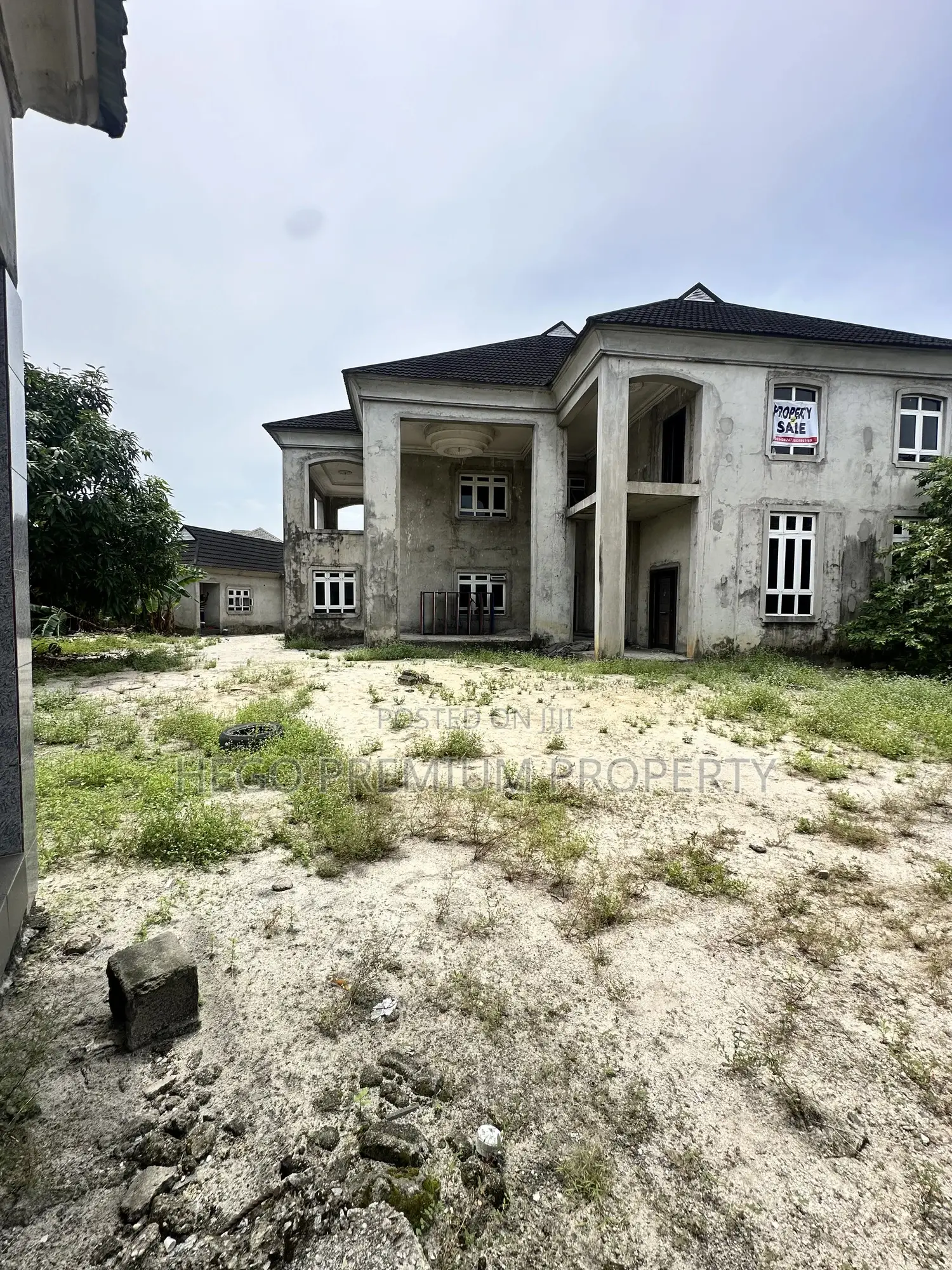 5bdrm House in Packland Estate, Okuru for sale in Okuru