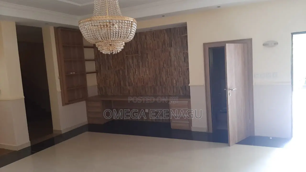 5bdrm House in Jabi for sale in Jabi