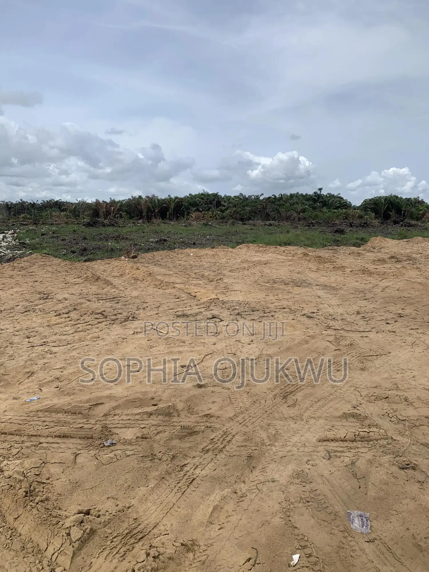 Britking Legacy Estate, Behind Akodo Market.Sizes: 250sqm, 350sqm,550 in Akodo