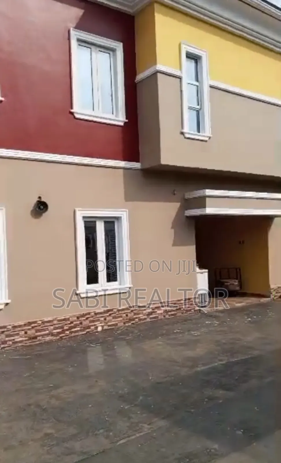 Furnished 6bdrm Duplex in Honey Brooks Estate, Isheri North for sale in Isheri North