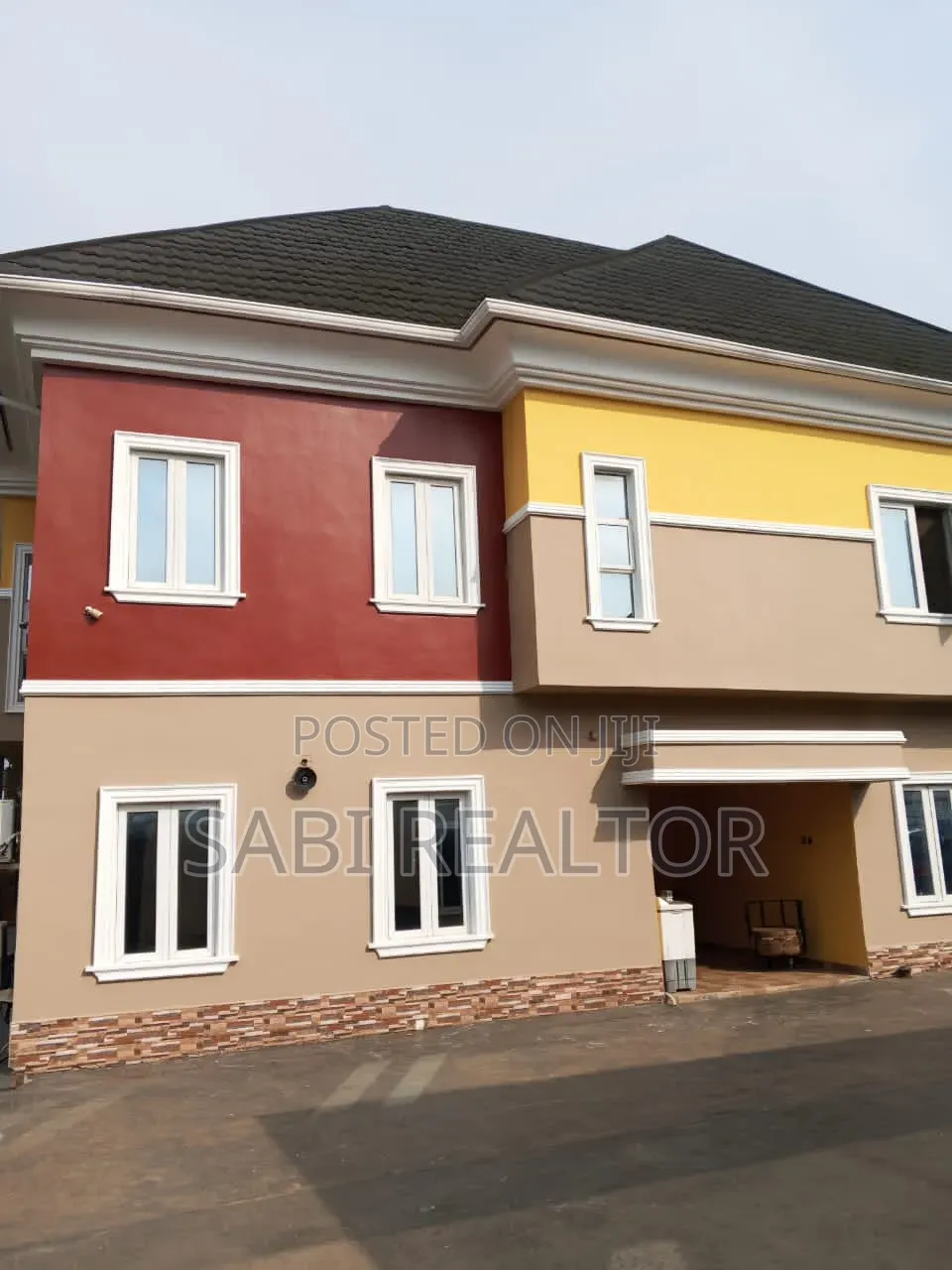 Furnished 6bdrm Duplex in Honey Brooks Estate, Isheri North for sale in Isheri North