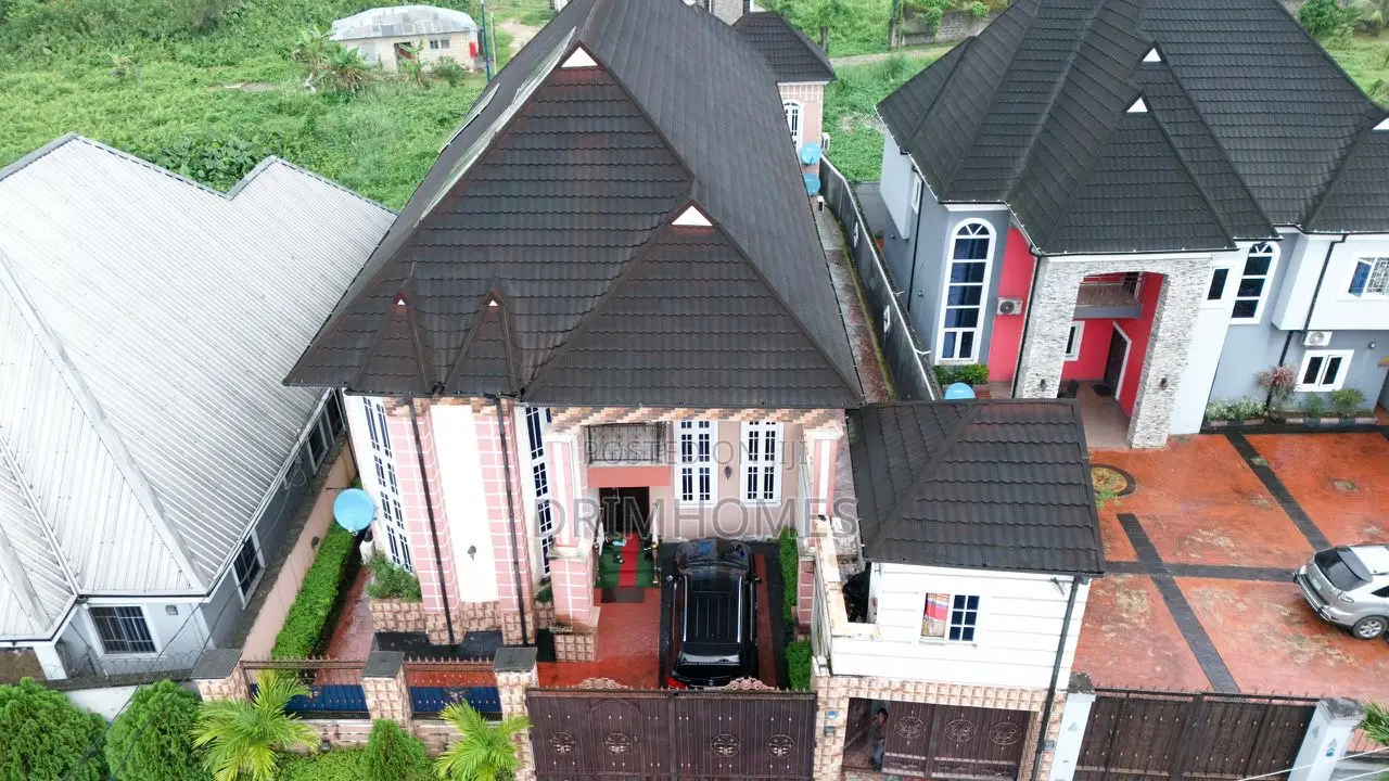 3bdrm Duplex in Majesty Estate, Obio-Akpor for sale in Obio-Akpor