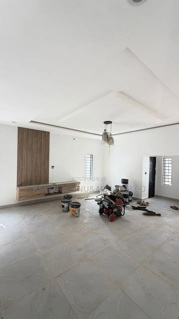 3 Bedroom Detached Bungalow in Lokogoma