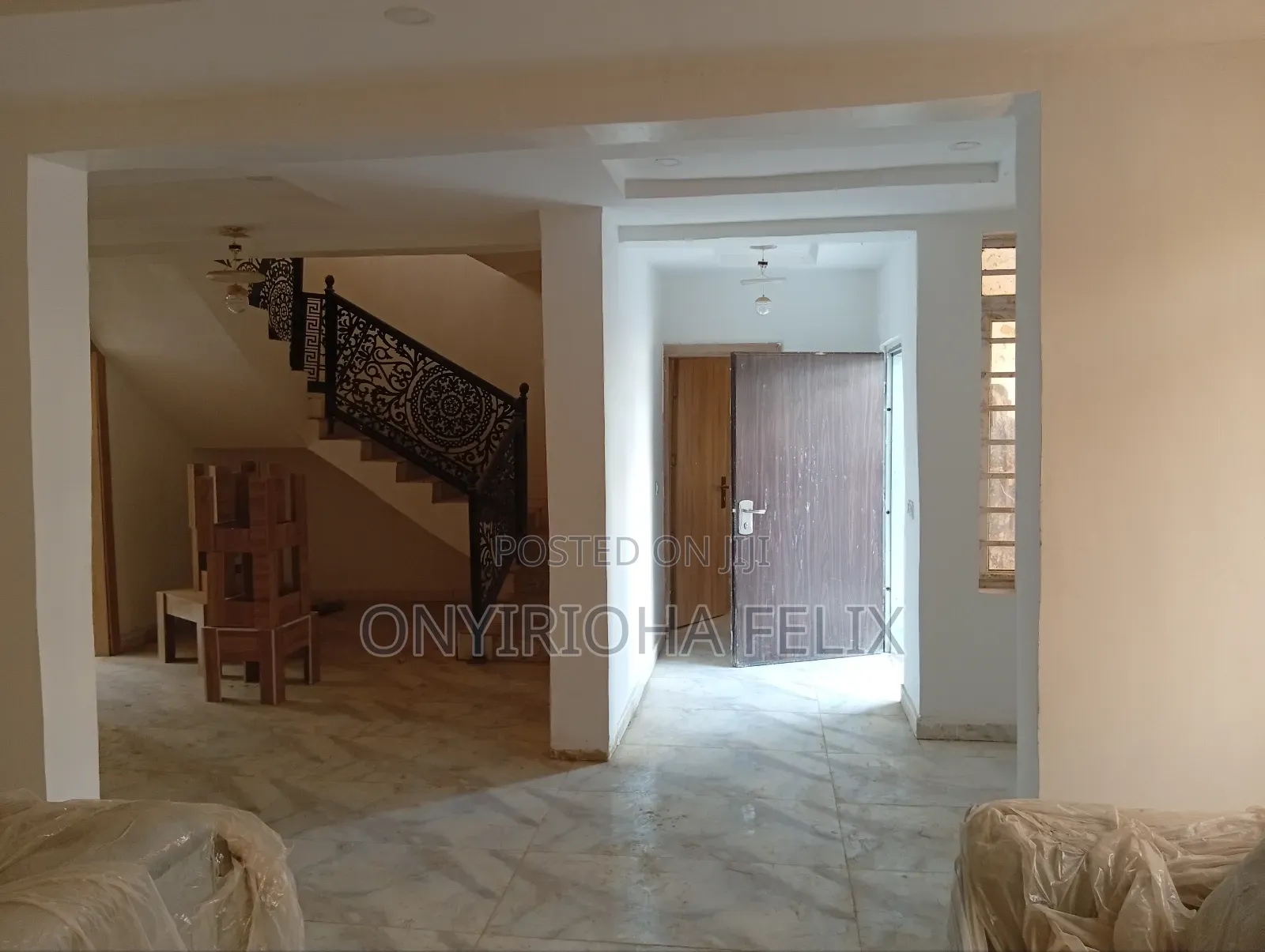 5bdrm Townhouse / Terrace in Gwarinpa Off 3Rd, Life Camp for rent in Life Camp