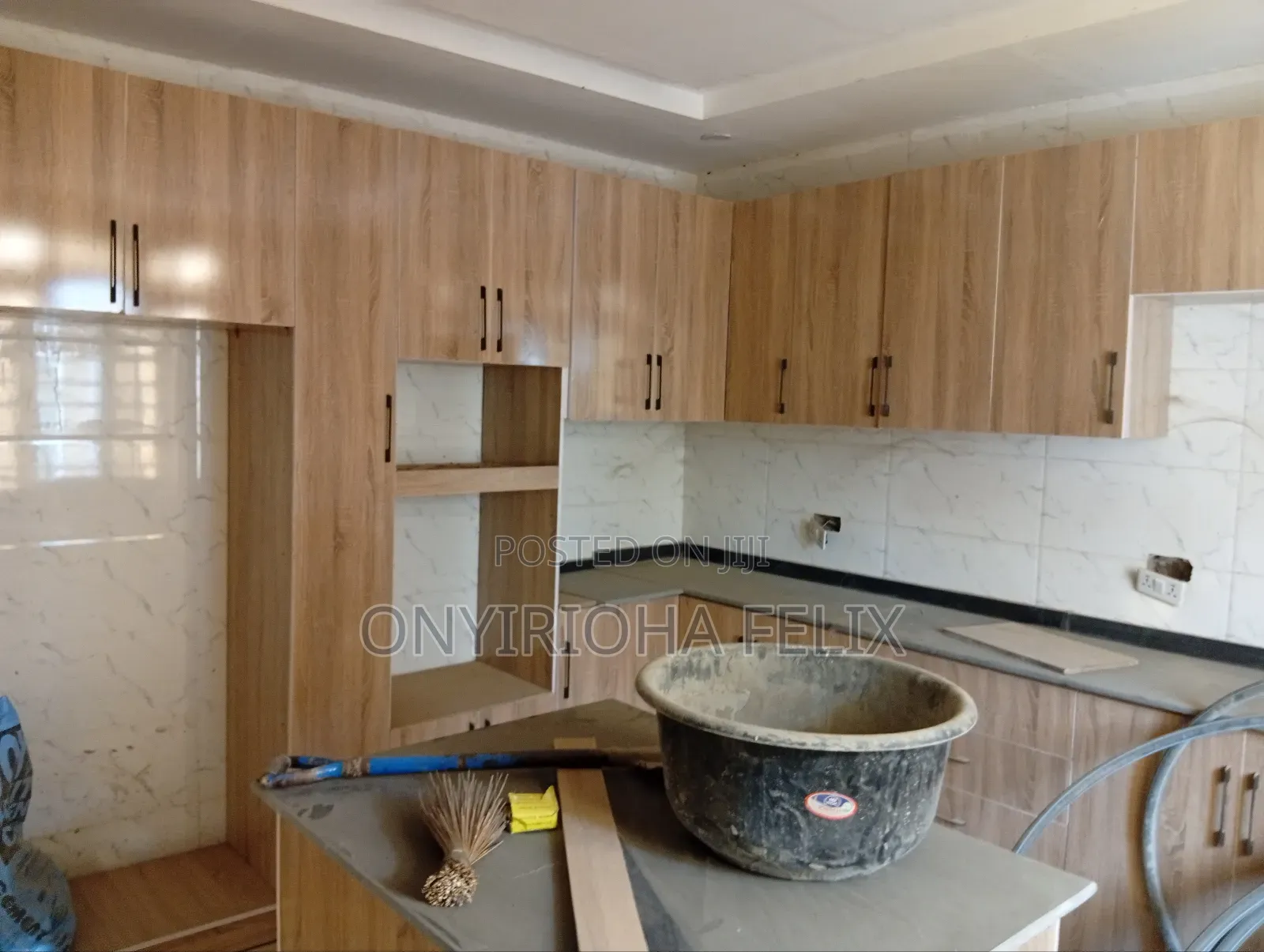 5bdrm Townhouse / Terrace in Gwarinpa Off 3Rd, Life Camp for rent in Life Camp