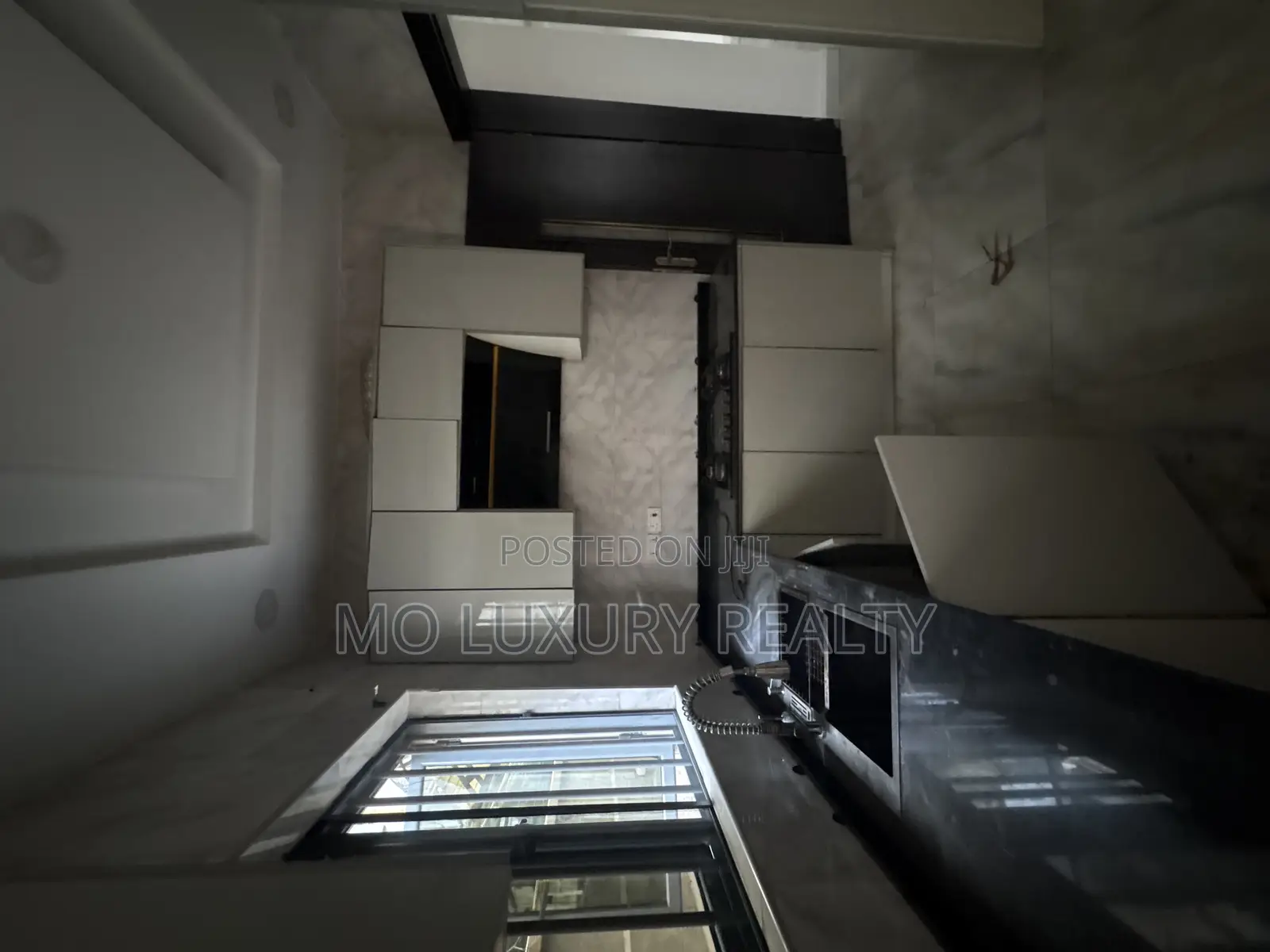 4bdrm Townhouse / Terrace in Jakande for rent in Jakande