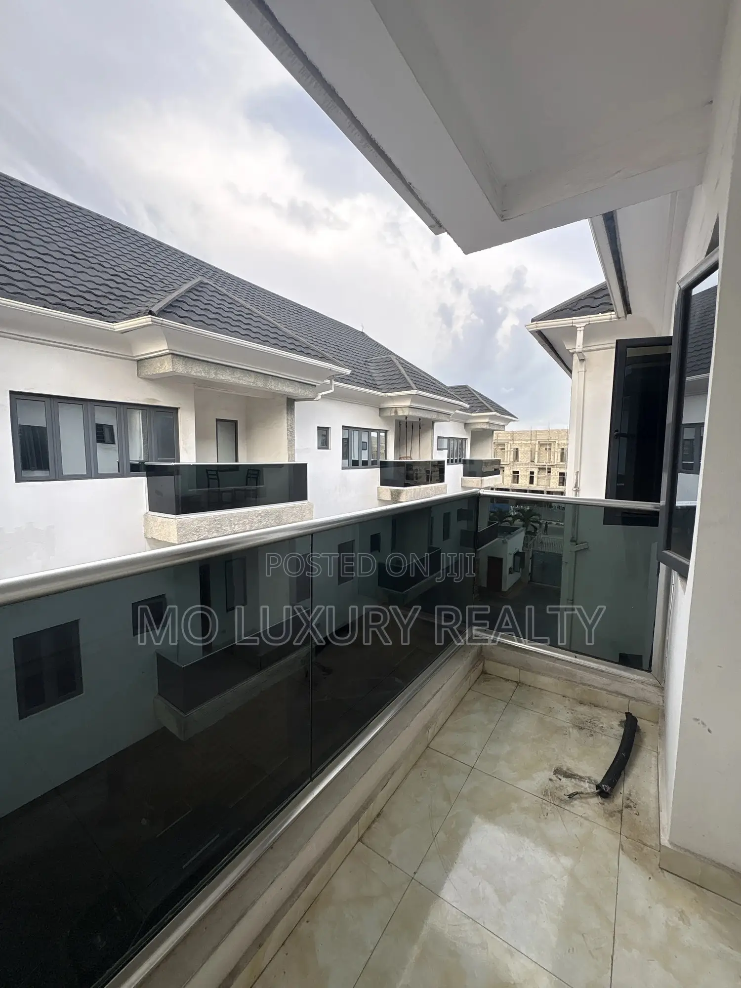 4bdrm Townhouse / Terrace in Jakande for rent in Jakande