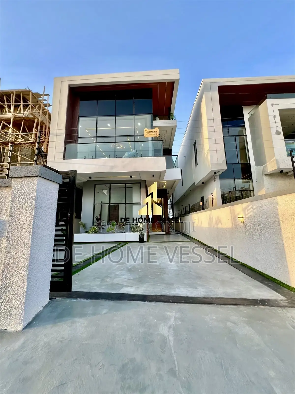 5bdrm Duplex in Ajah for sale in Ajah