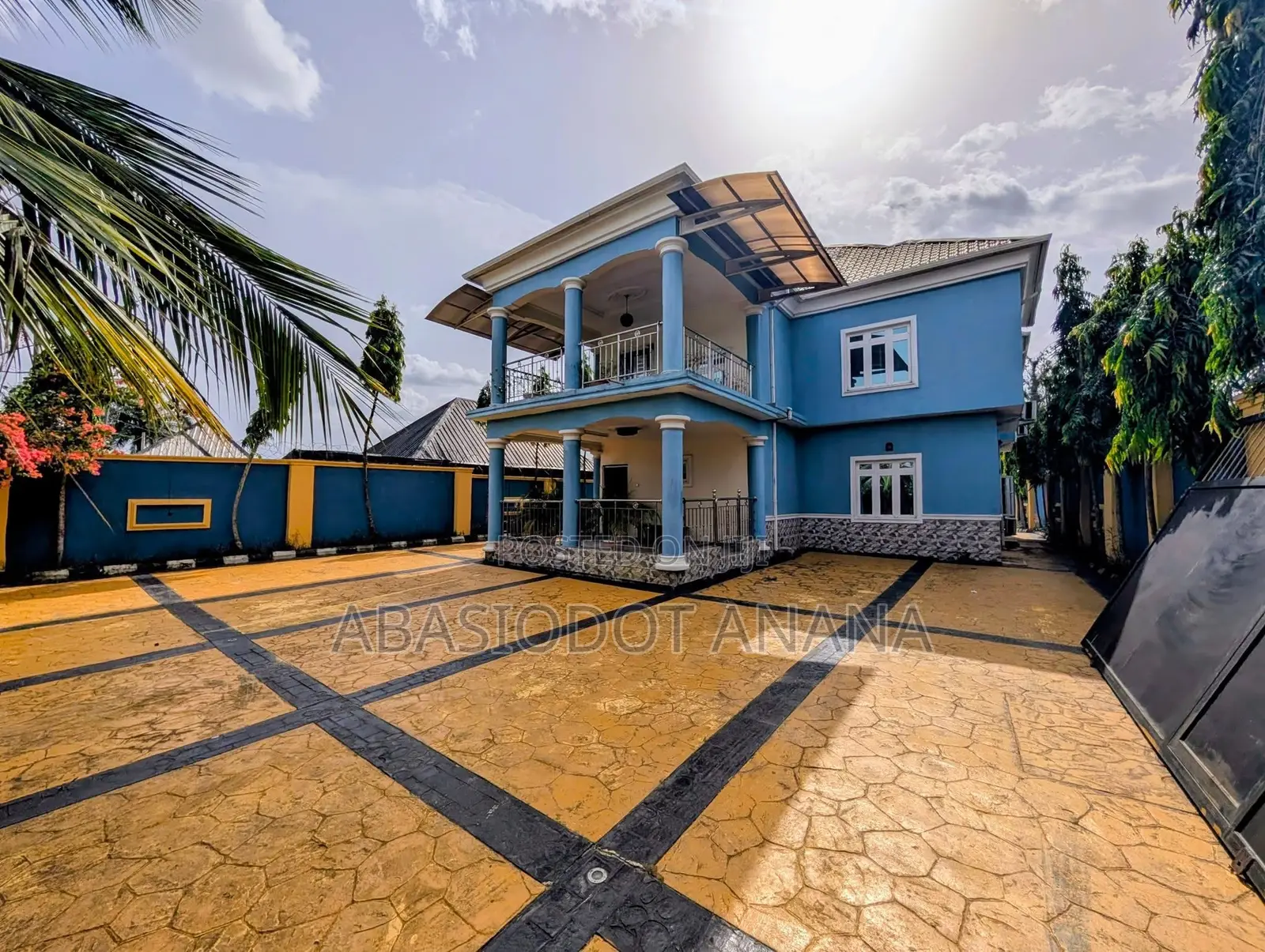4bdrm Duplex in Udo Udoma, Uyo for rent in Uyo
