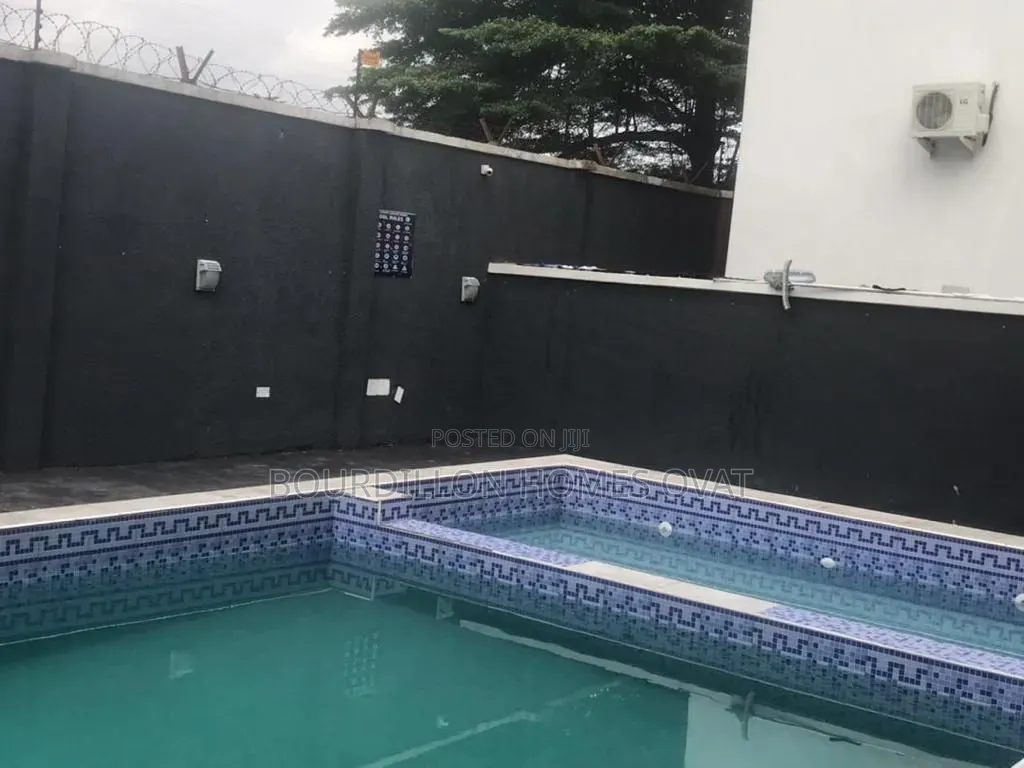 4bdrm Duplex in Ikota Second Gate for sale in Ikota