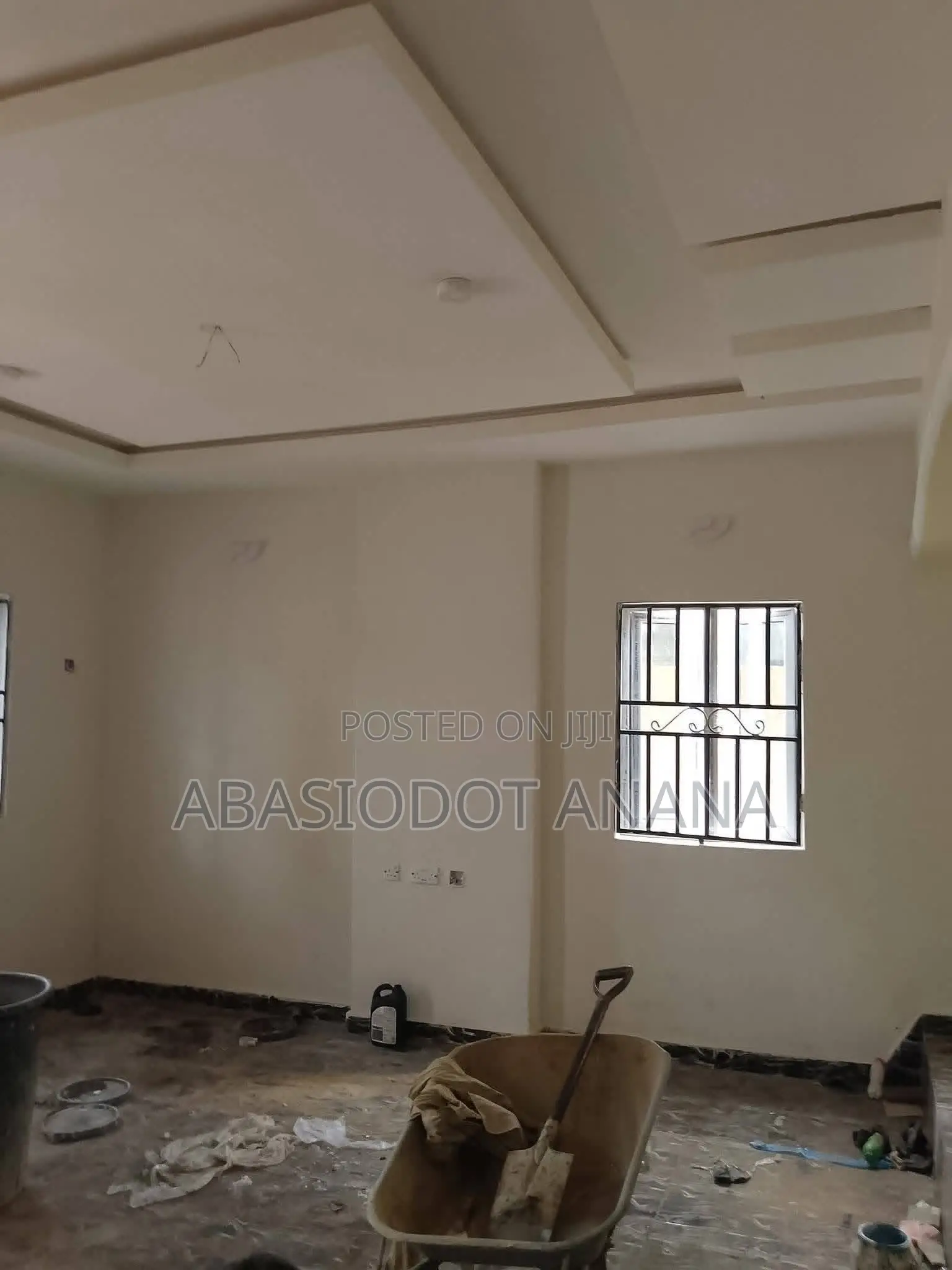 3bdrm Bungalow in Aka Etinan Mbierebe, Uyo for sale in Uyo