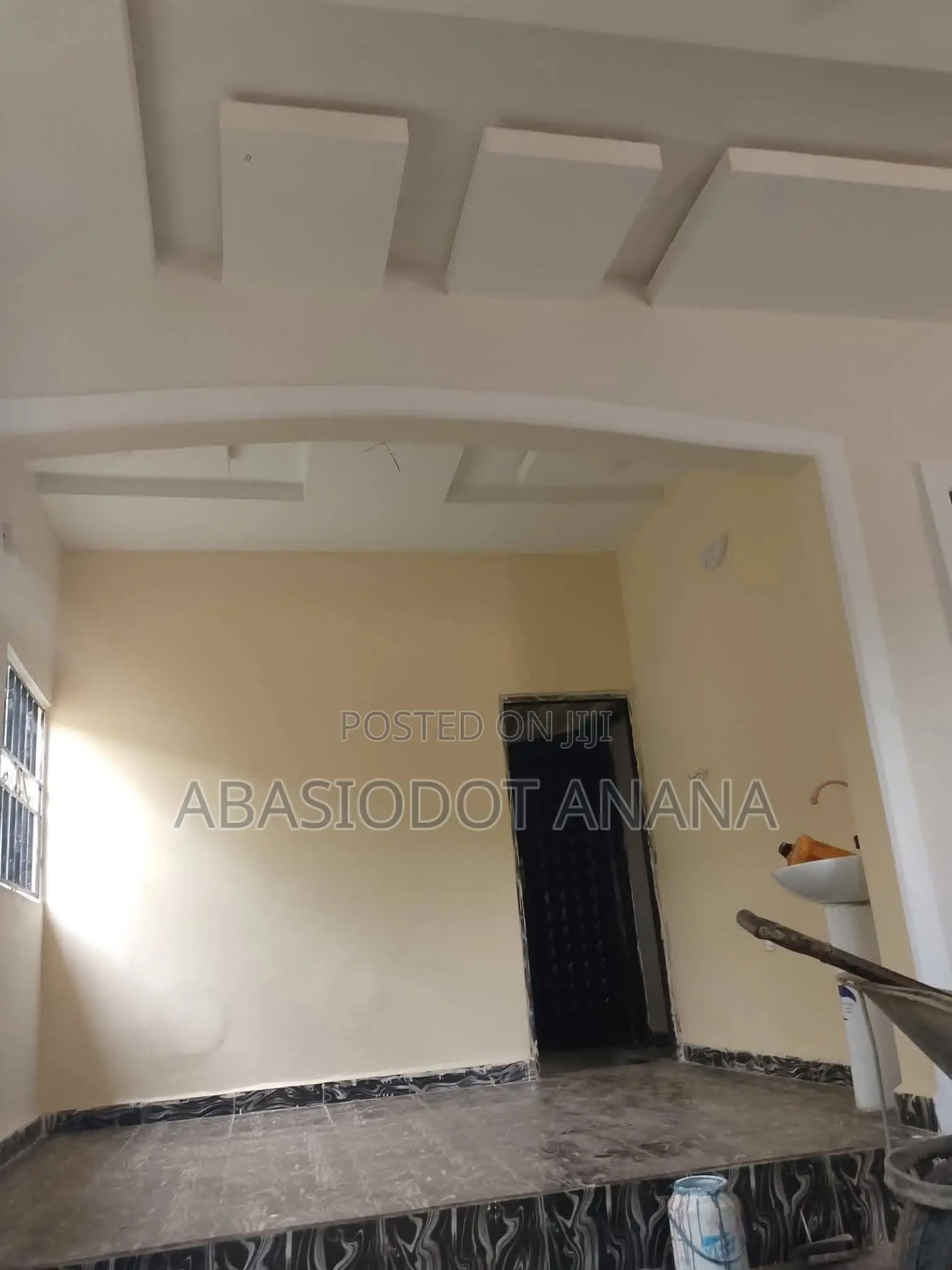 3bdrm Bungalow in Aka Etinan Mbierebe, Uyo for sale in Uyo