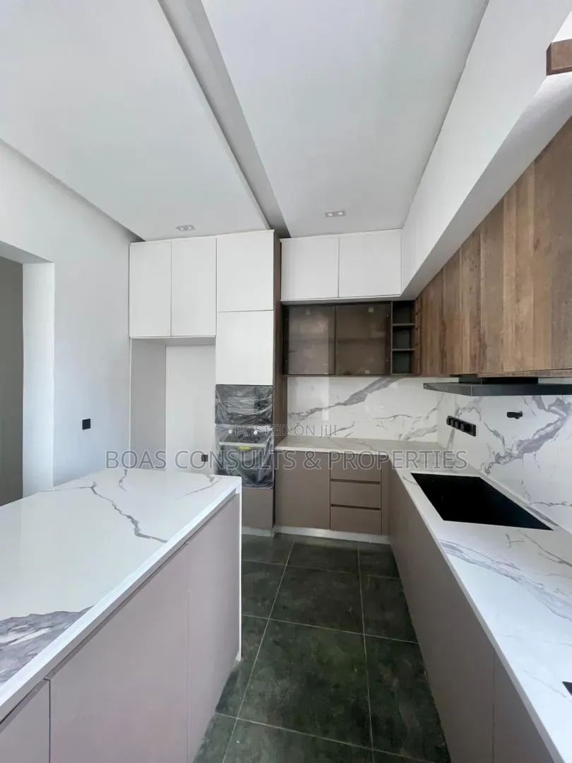 3bdrm Duplex in Lekki Phase 1 for sale in Lekki Phase 1