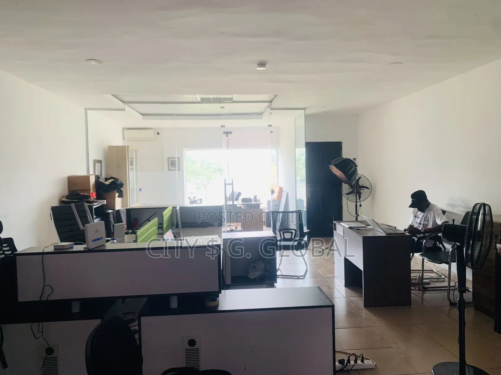 A Office Space in Jahi Gilmor in Jahi