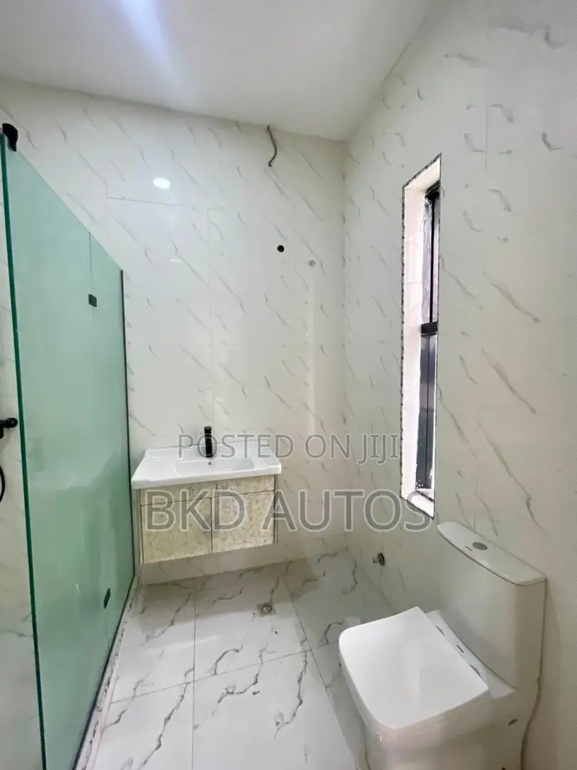 4bdrm Duplex in Lekki for sale in Lekki