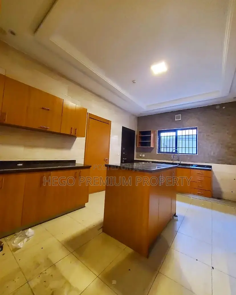 4bdrm Duplex in Rainbow Estate, Abuloma for rent in Abuloma