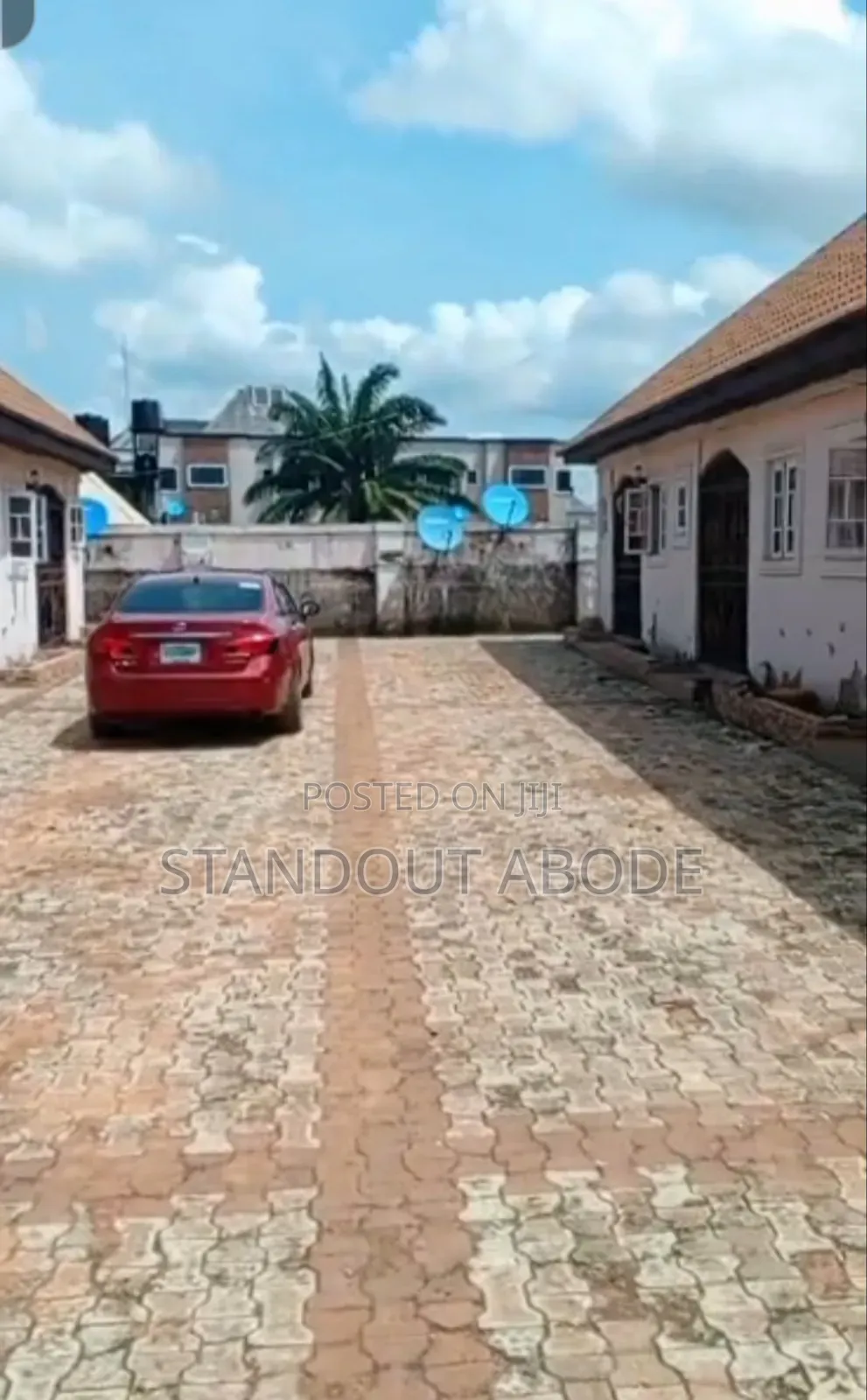 1bdrm Block of Flats in Good Location, Oshimili North for sale in Oshimili North