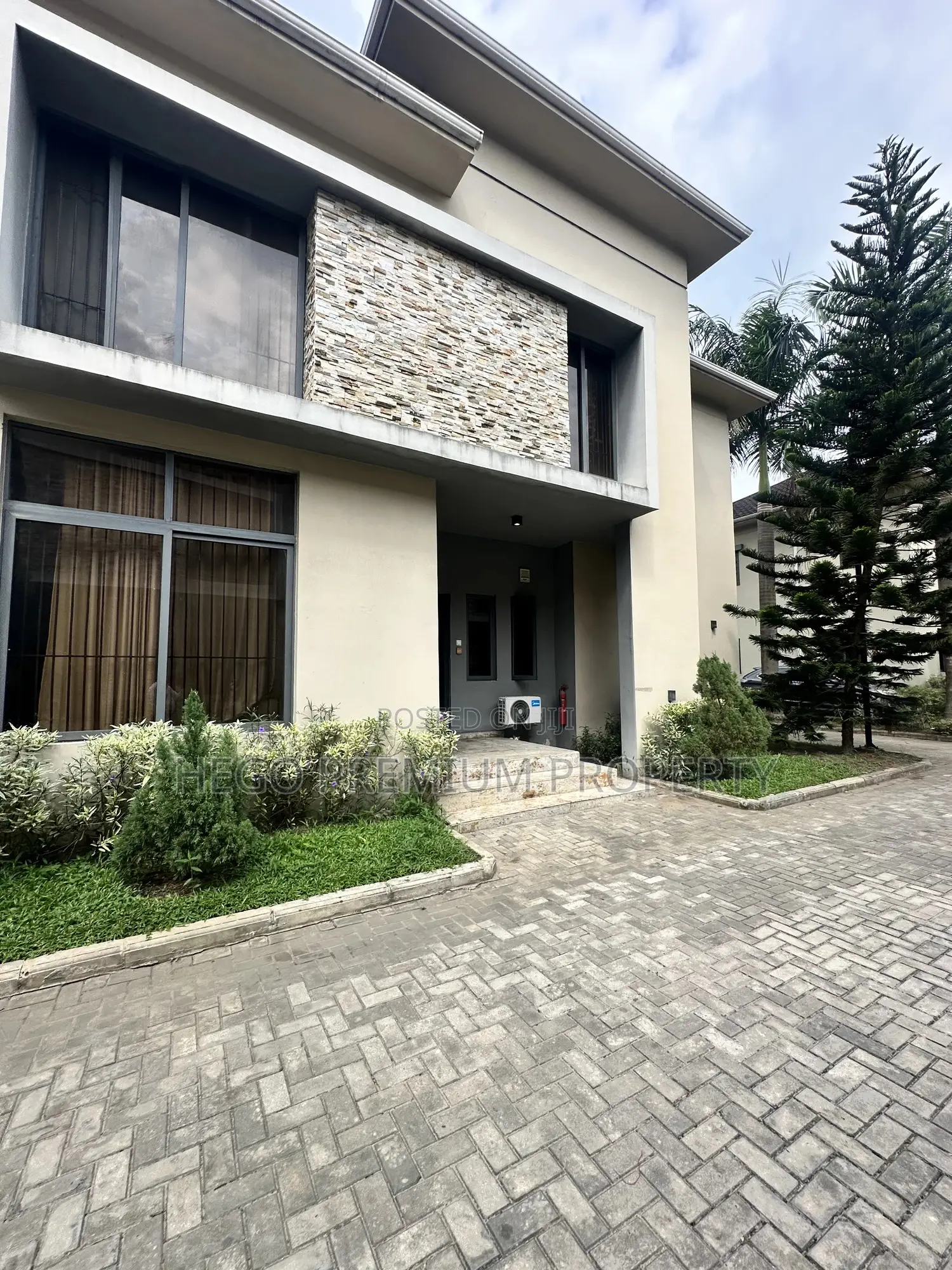 4bdrm Duplex in Rainbow Estate, Abuloma for rent in Abuloma