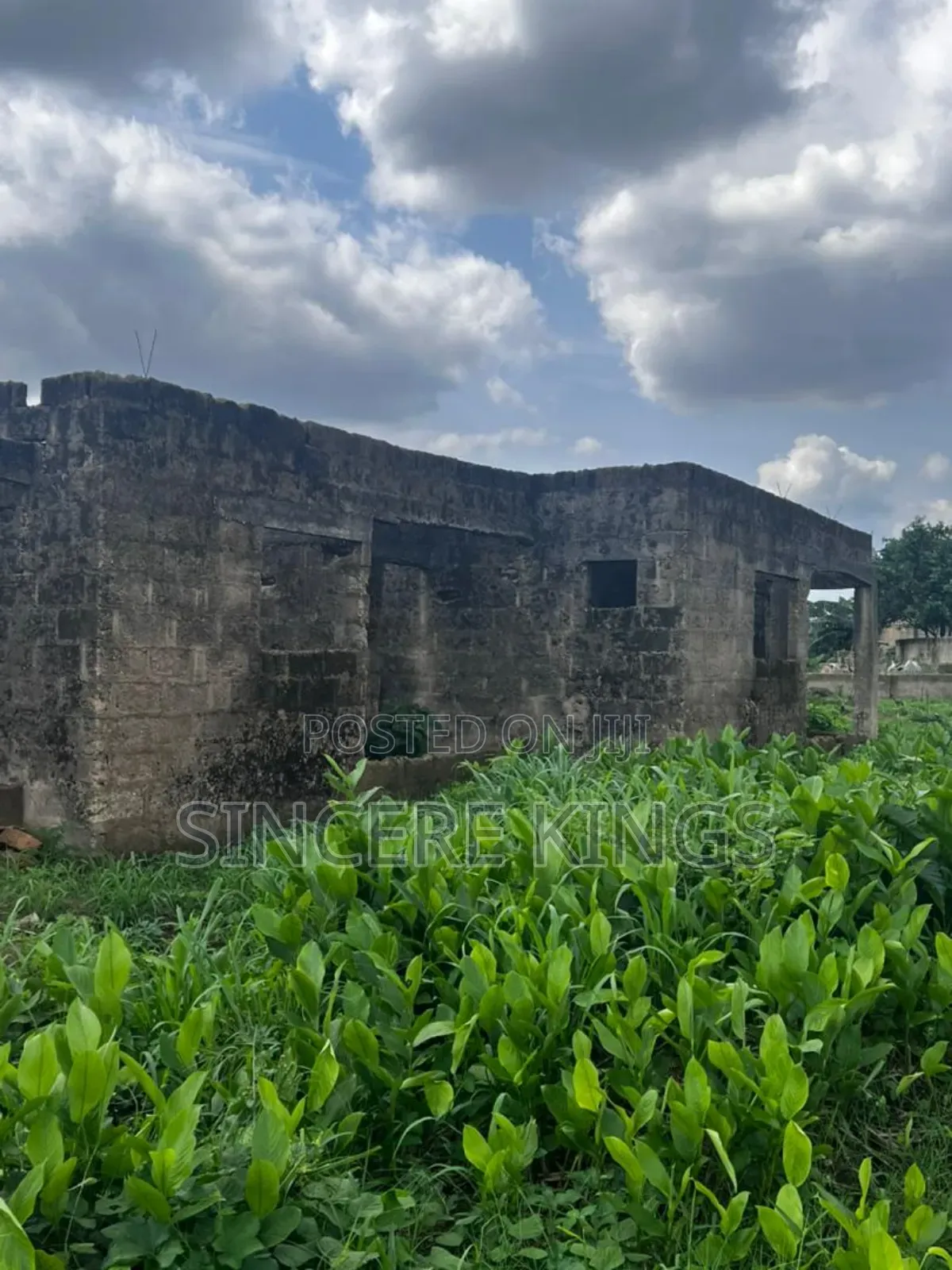 2bdrm Block of Flats in Mbikpong Estate Off, Uyo for sale in Uyo