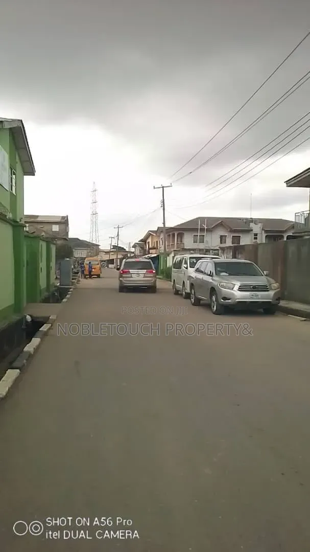 3bdrm Block of Flats in Council Ikotun Idimu, Iseri Olofin for sale in Iseri Olofin