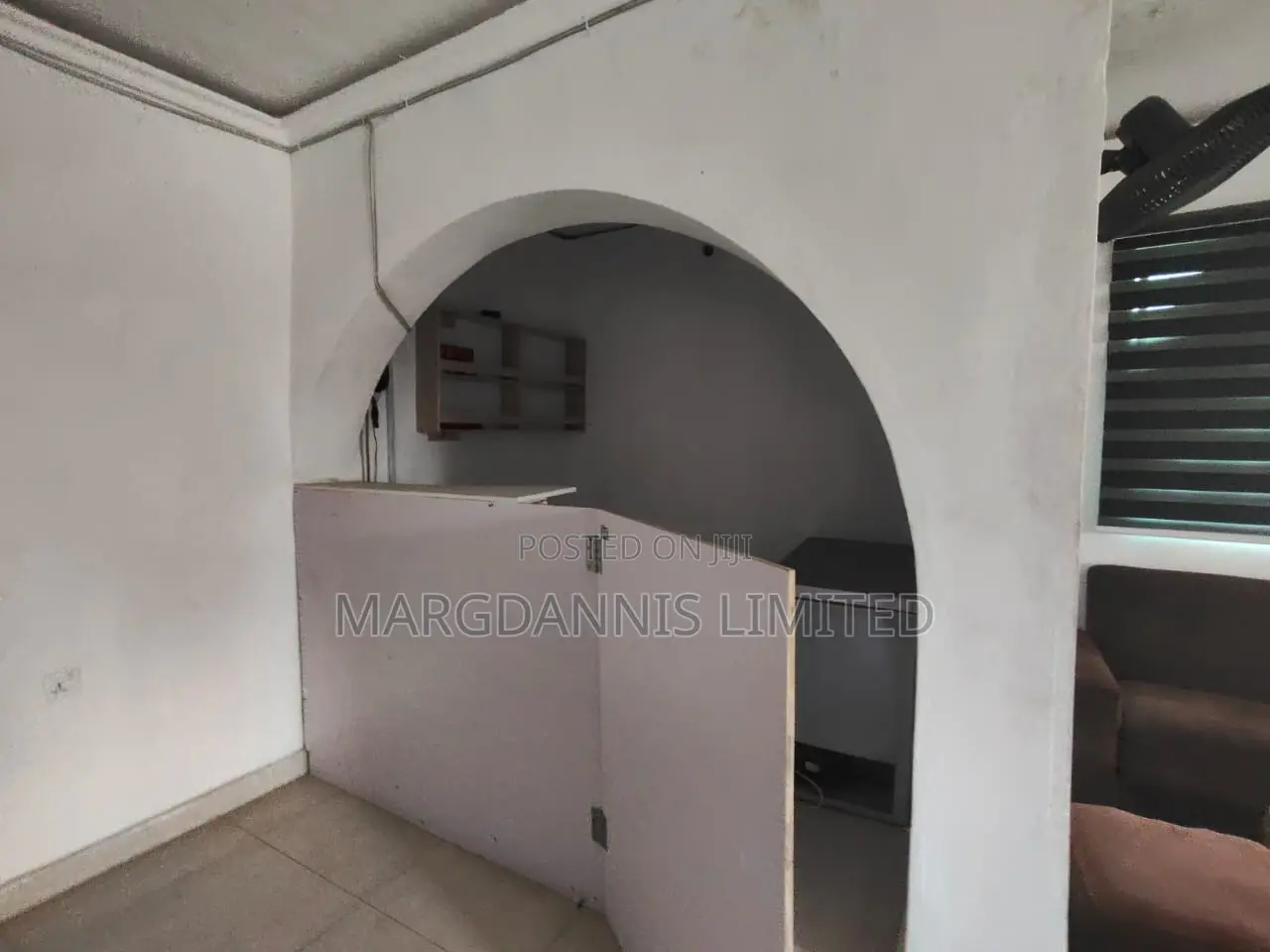 For Sale, 10 Rooms Hotel Off, Isawo Road, Agric, Ikorodu in Agric
