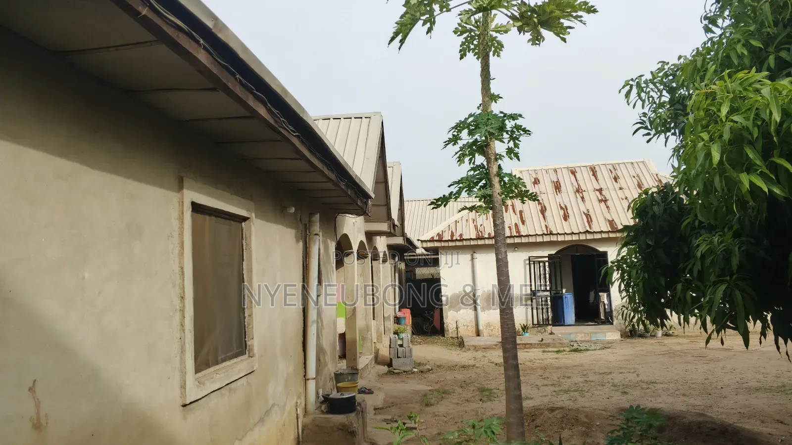 6bdrm Block of Flats in Karu for sale in Karu