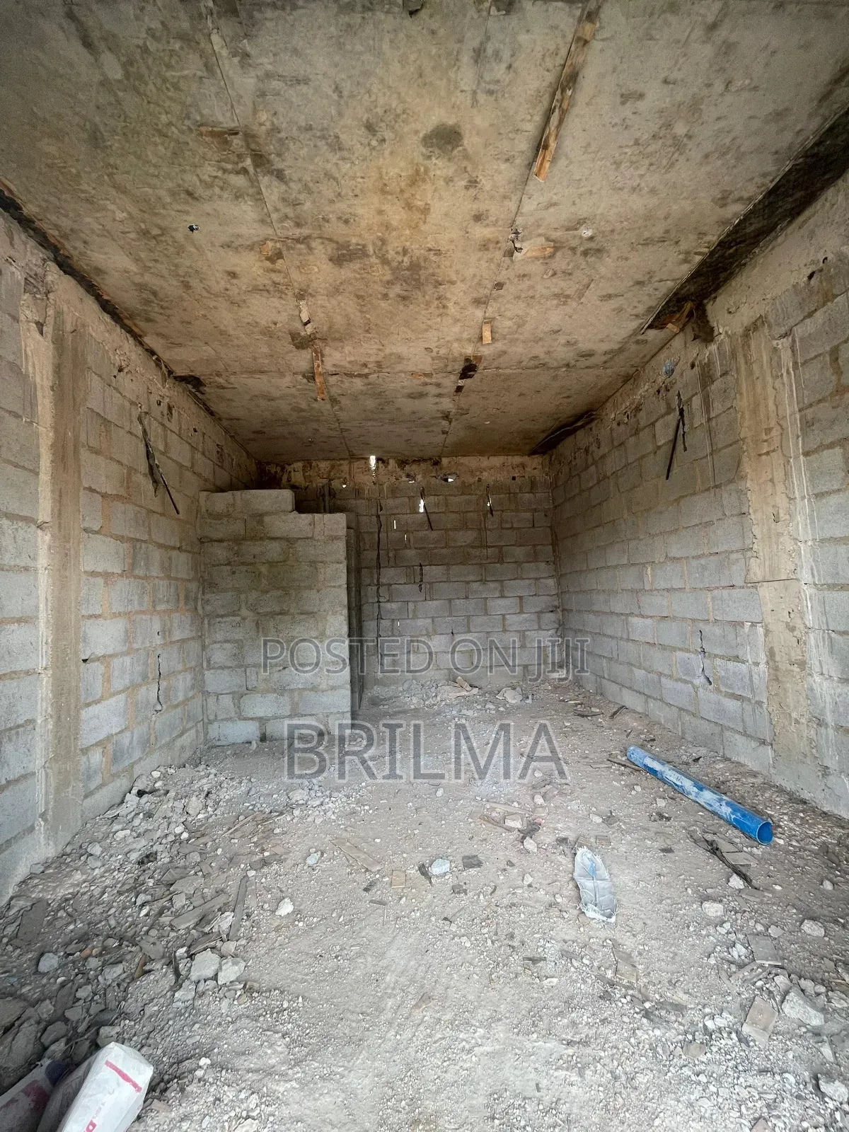 40sqm Space In Lifecamp For Sale in Life Camp