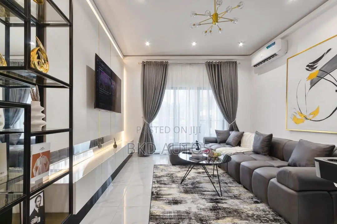 2 Bedroom Apartment With Snooker Board in Lekki Phase 1