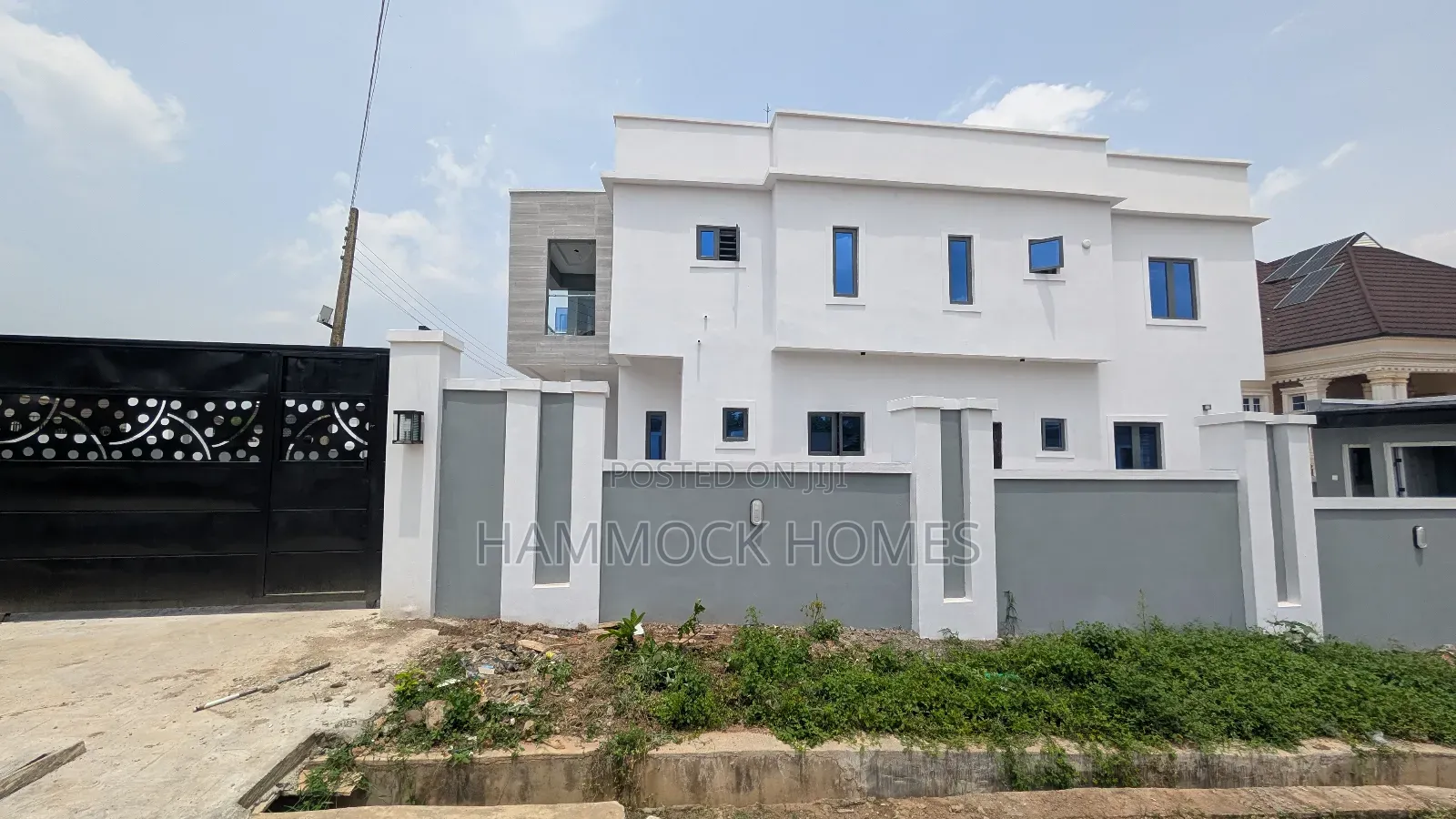 4bdrm Duplex in Akala Estate, Akobo for sale in Akobo