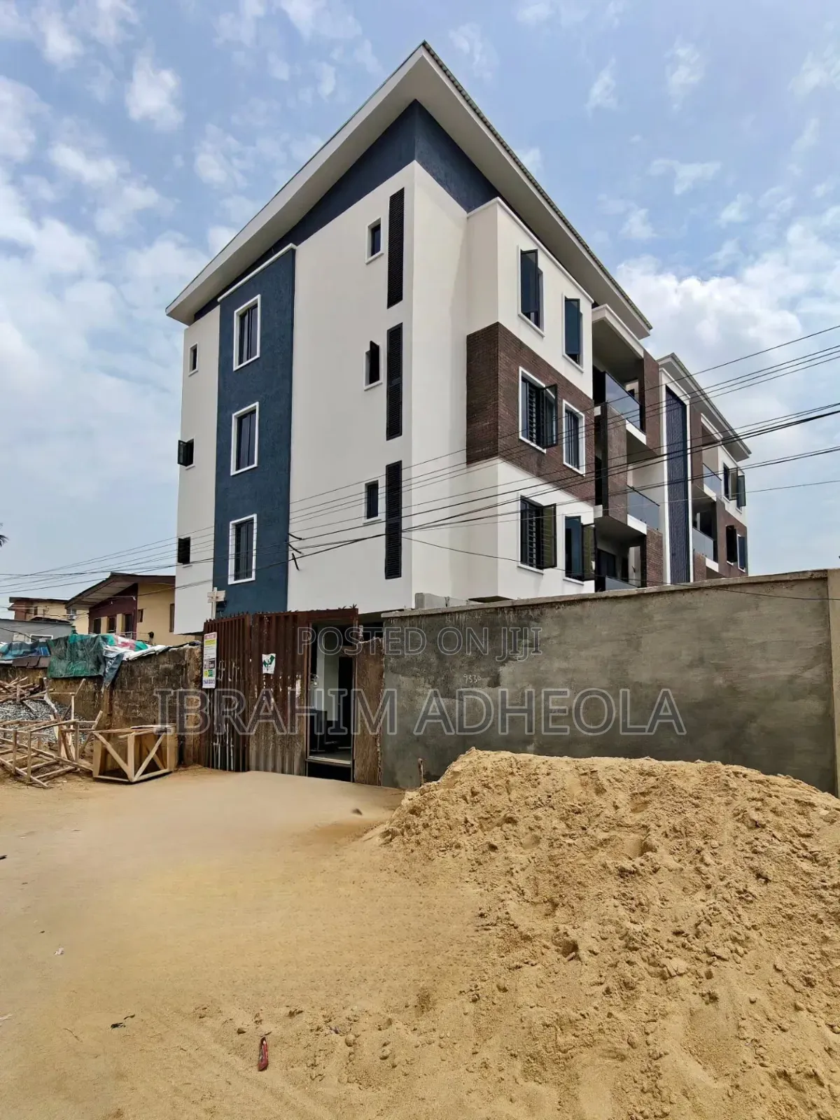 3bdrm Apartment in Off Toyin Street for sale in Toyin Street