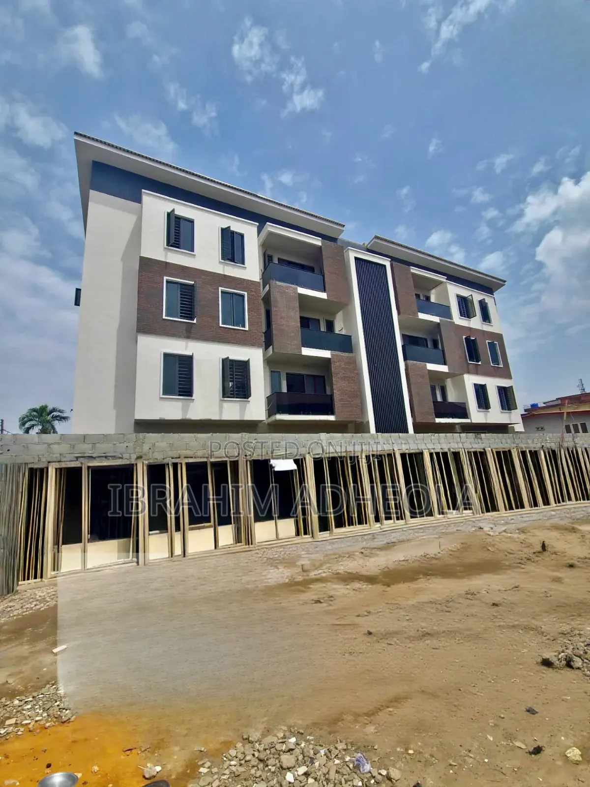 3bdrm Apartment in Off Toyin Street for sale in Toyin Street