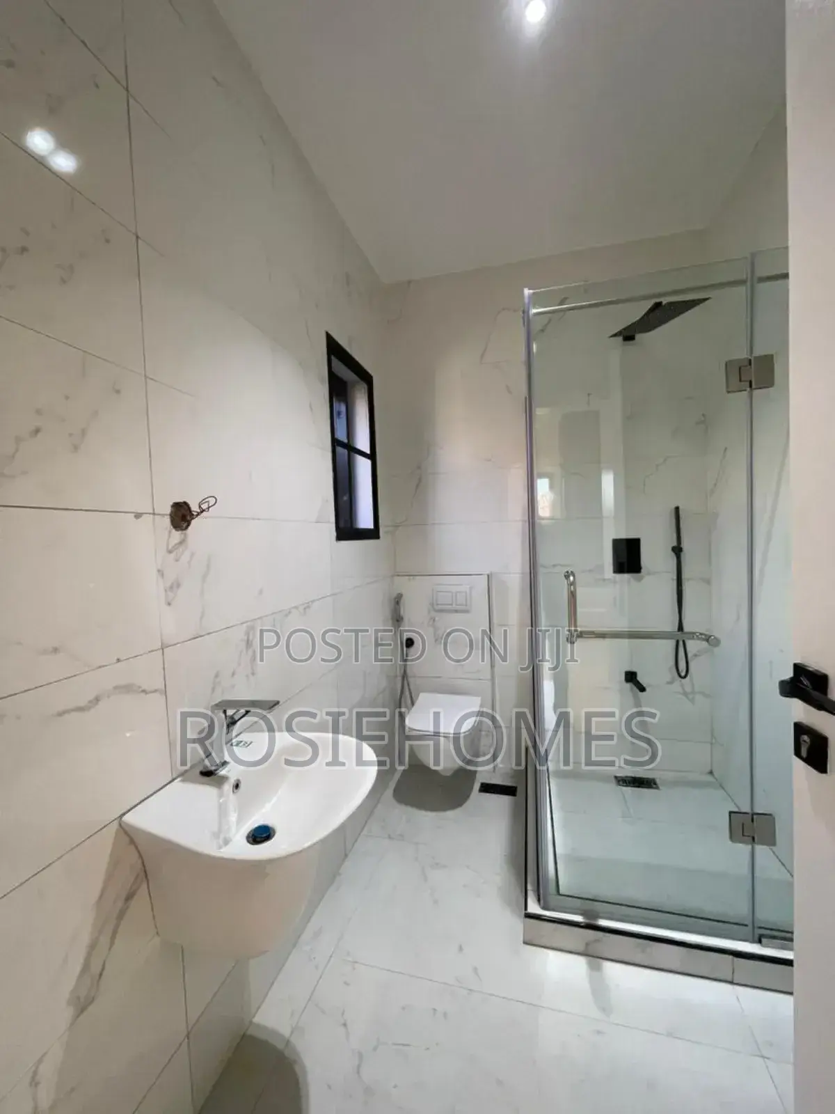 4bdrm Duplex in Light Estate, Lekki Phase 1 for rent in Lekki Phase 1