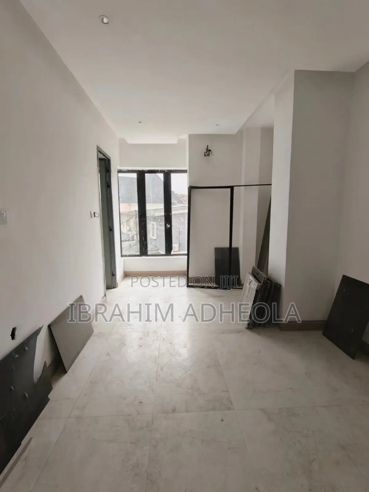 3bdrm Apartment in Allen Avenue for sale in Allen Avenue