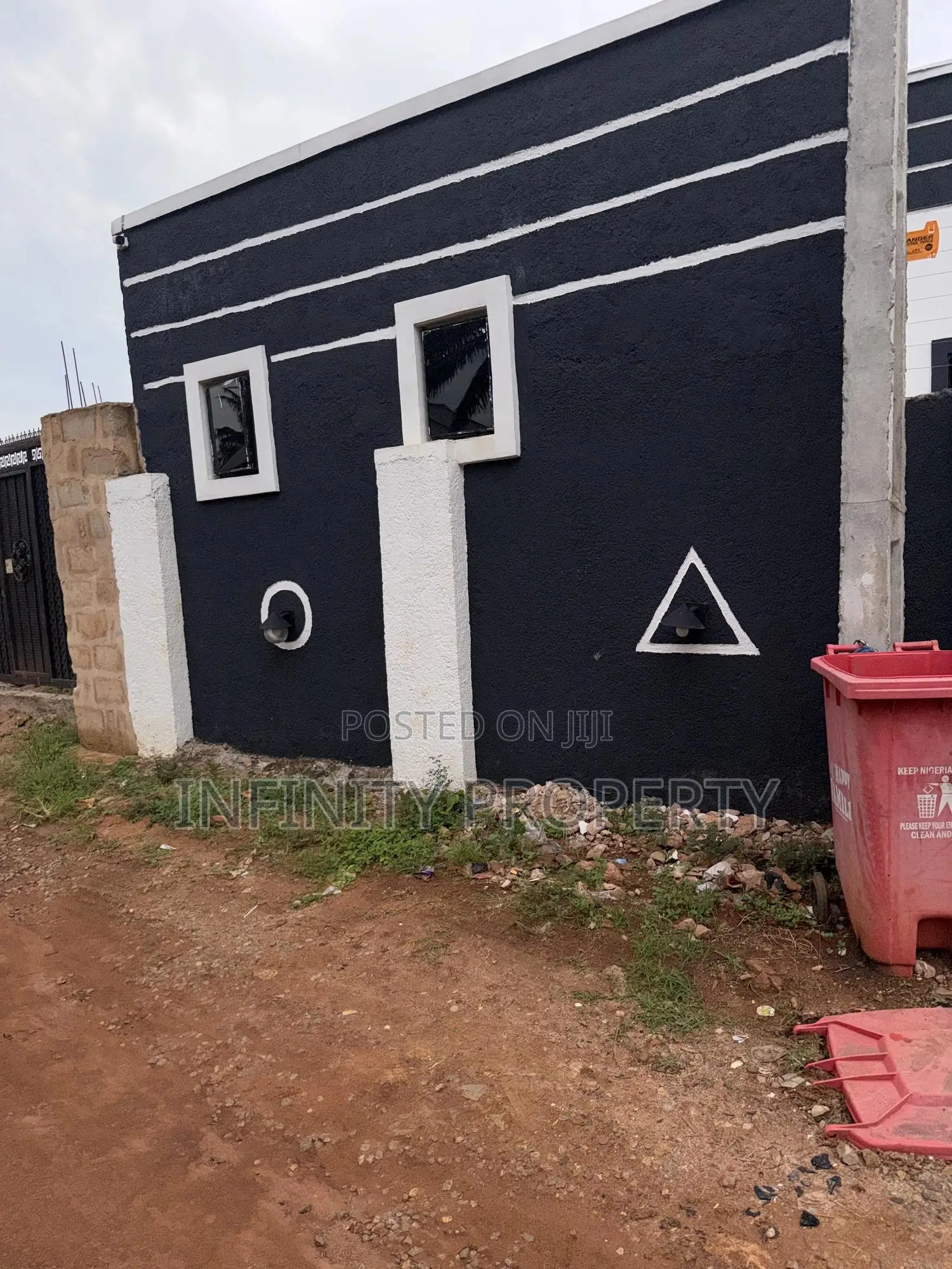 4bdrm Block of Flats in Amagba, Benin City for sale in Benin City