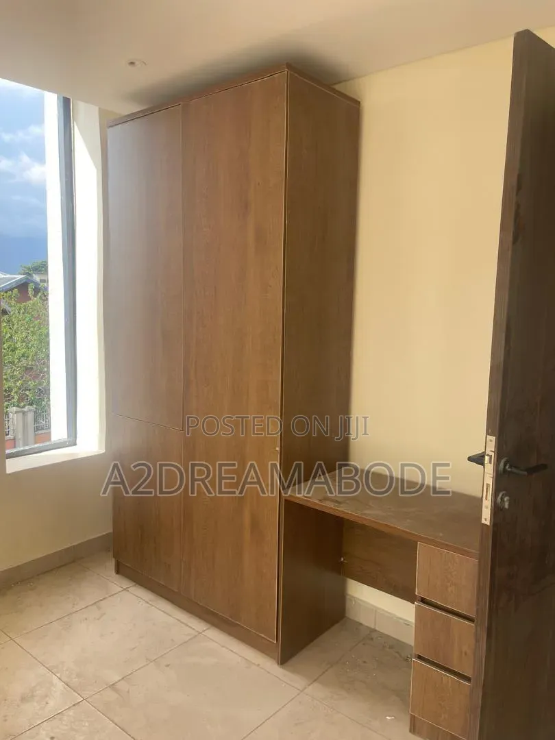1bdrm Apartment in Yaba, Onike for sale in Onike