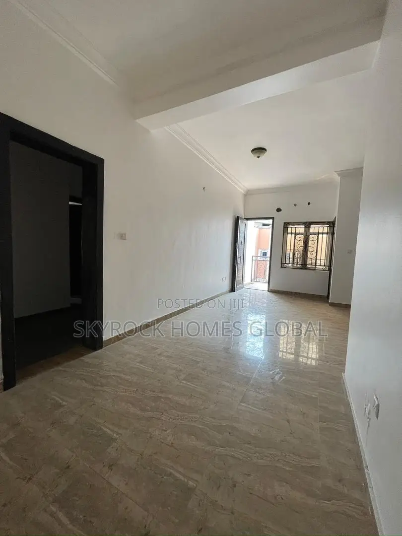 3bdrm Apartment in Agungi for rent in Agungi