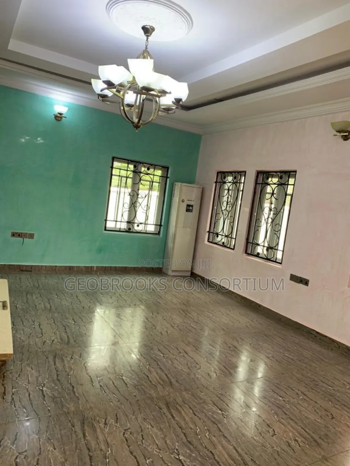 4bdrm Bungalow in Carlton Gate Estate, Akobo for rent in Akobo