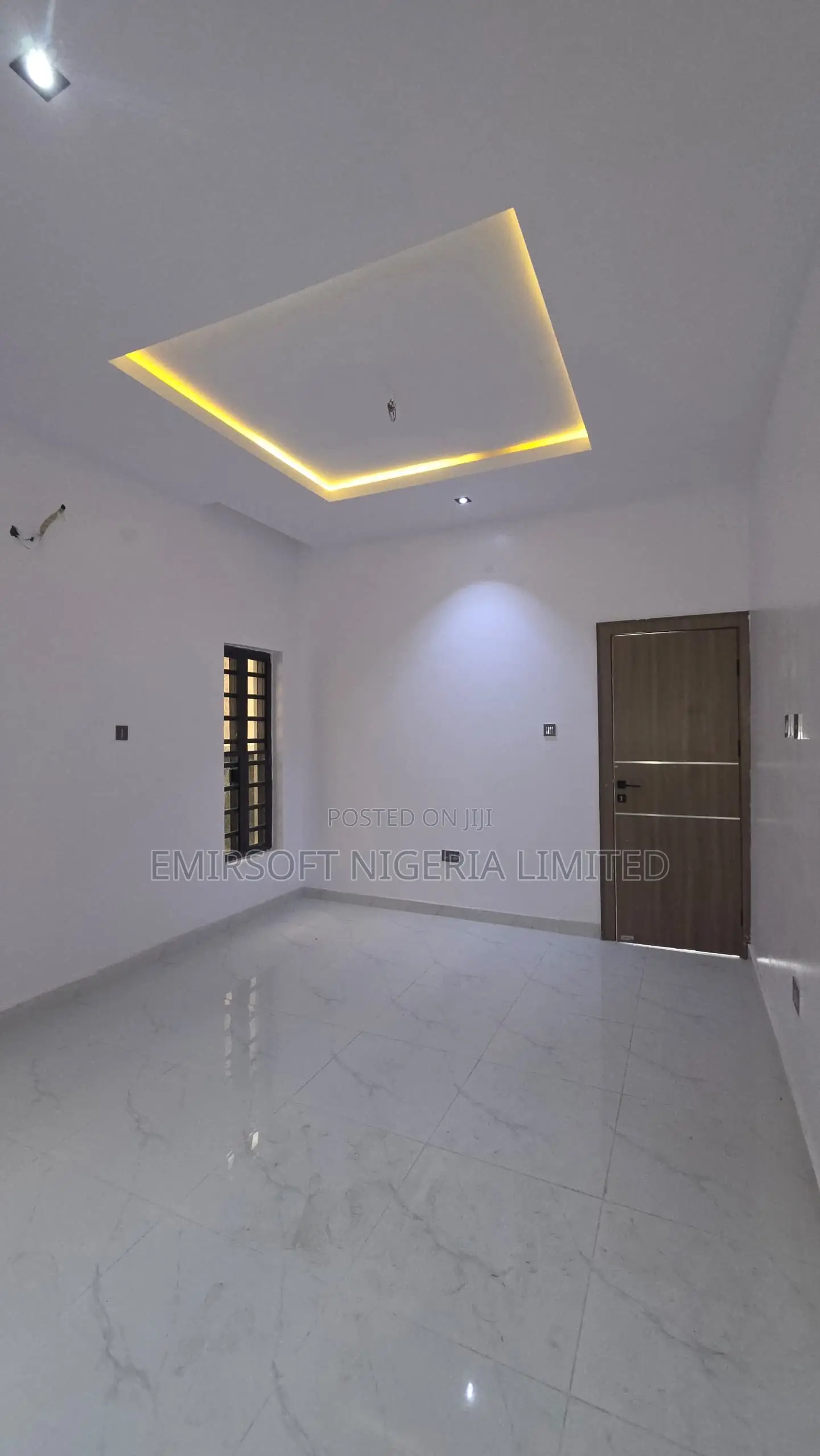 Furnished 4bdrm Duplex in Akobo for sale in Akobo