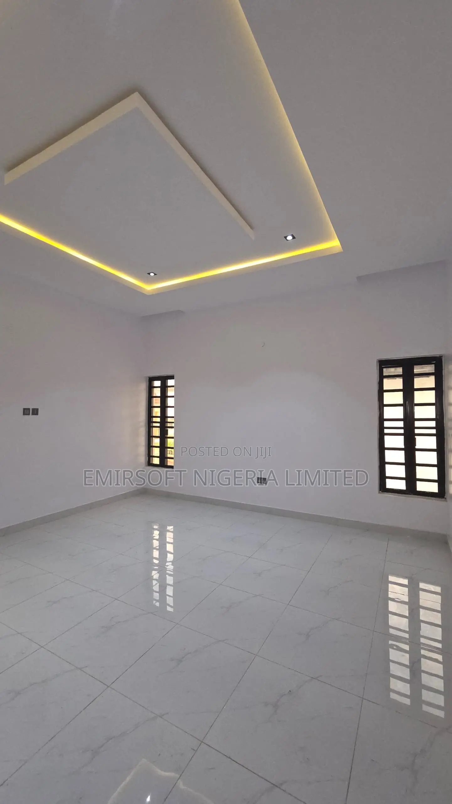 Furnished 4bdrm Duplex in Akobo for sale in Akobo