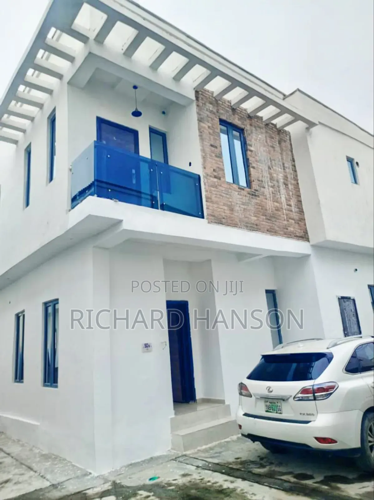 4bdrm Duplex in Thomas for rent in Thomas Estate