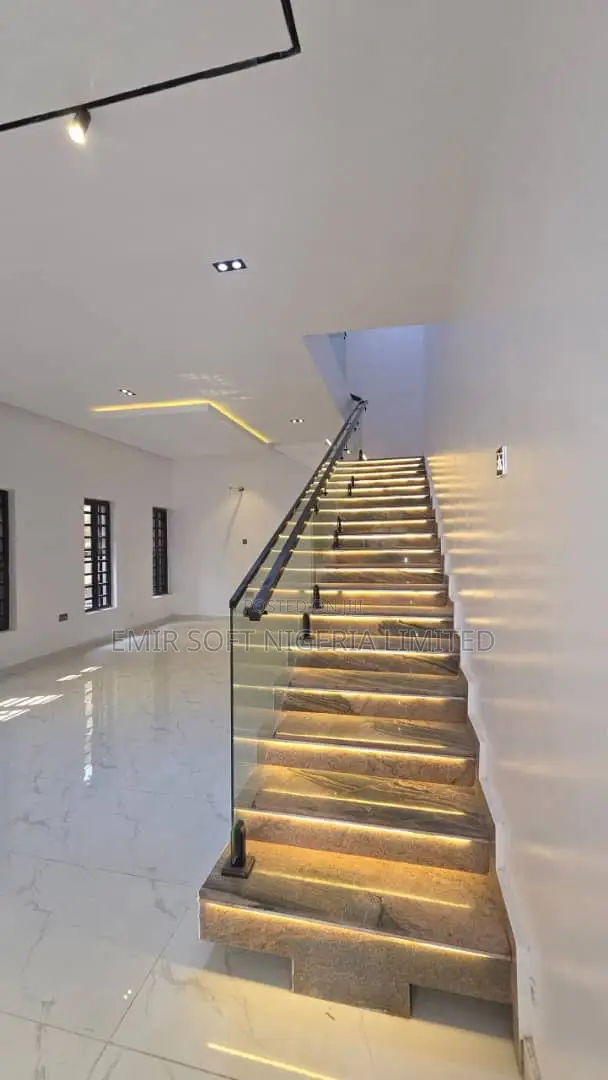 4bdrm Duplex in Carlton Gate Estate, Akobo for sale in Akobo