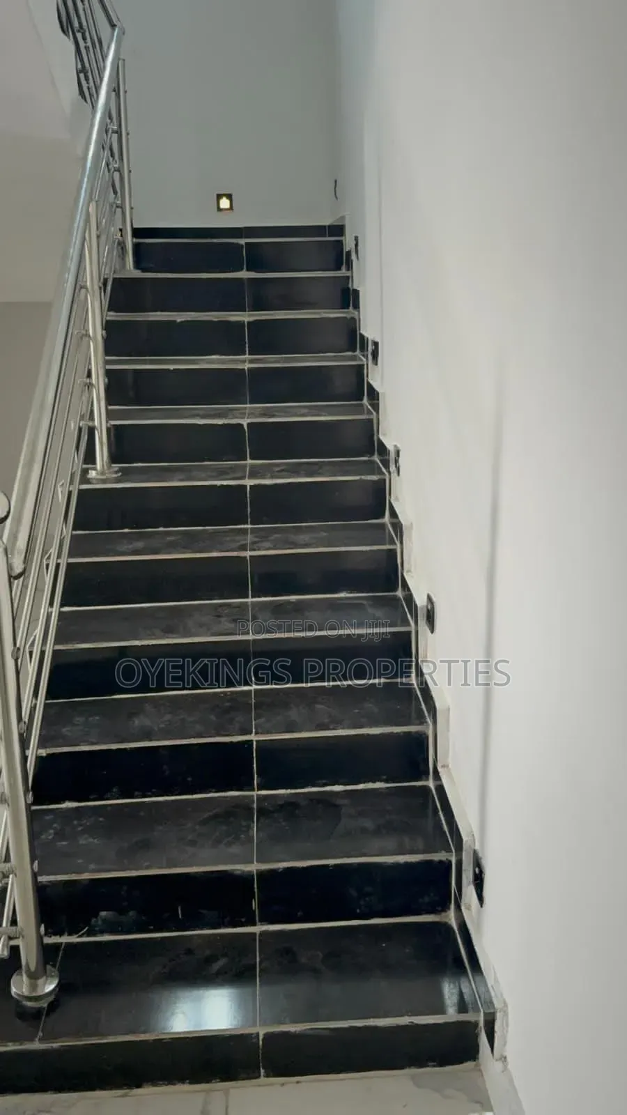 5bdrm Duplex in Malami, Akala Express for sale in Akala Express
